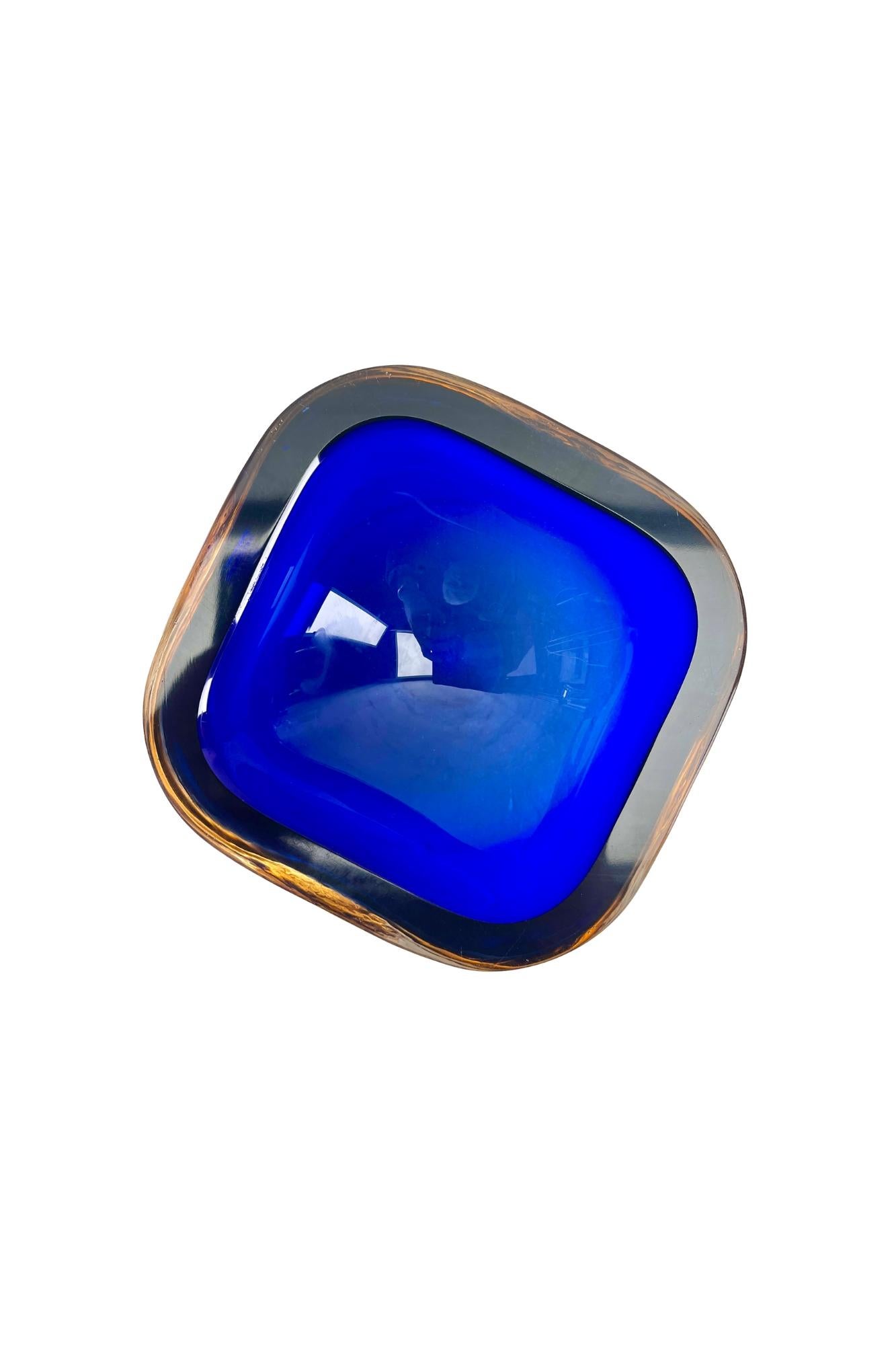 Italian Murano Cobalt Glass Bowl Attributed to Flavio Poli for Seguso For Sale
