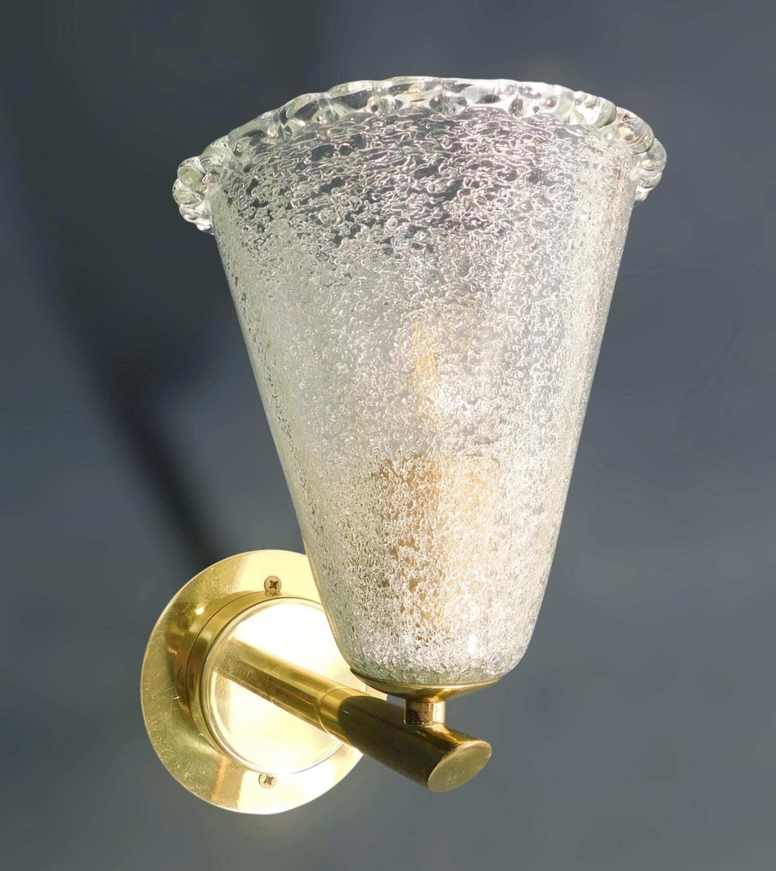 Lámpara de Murano con forma de cono de Barovier e Toso, 3 Disponibles Moderno de mediados de siglo en venta
