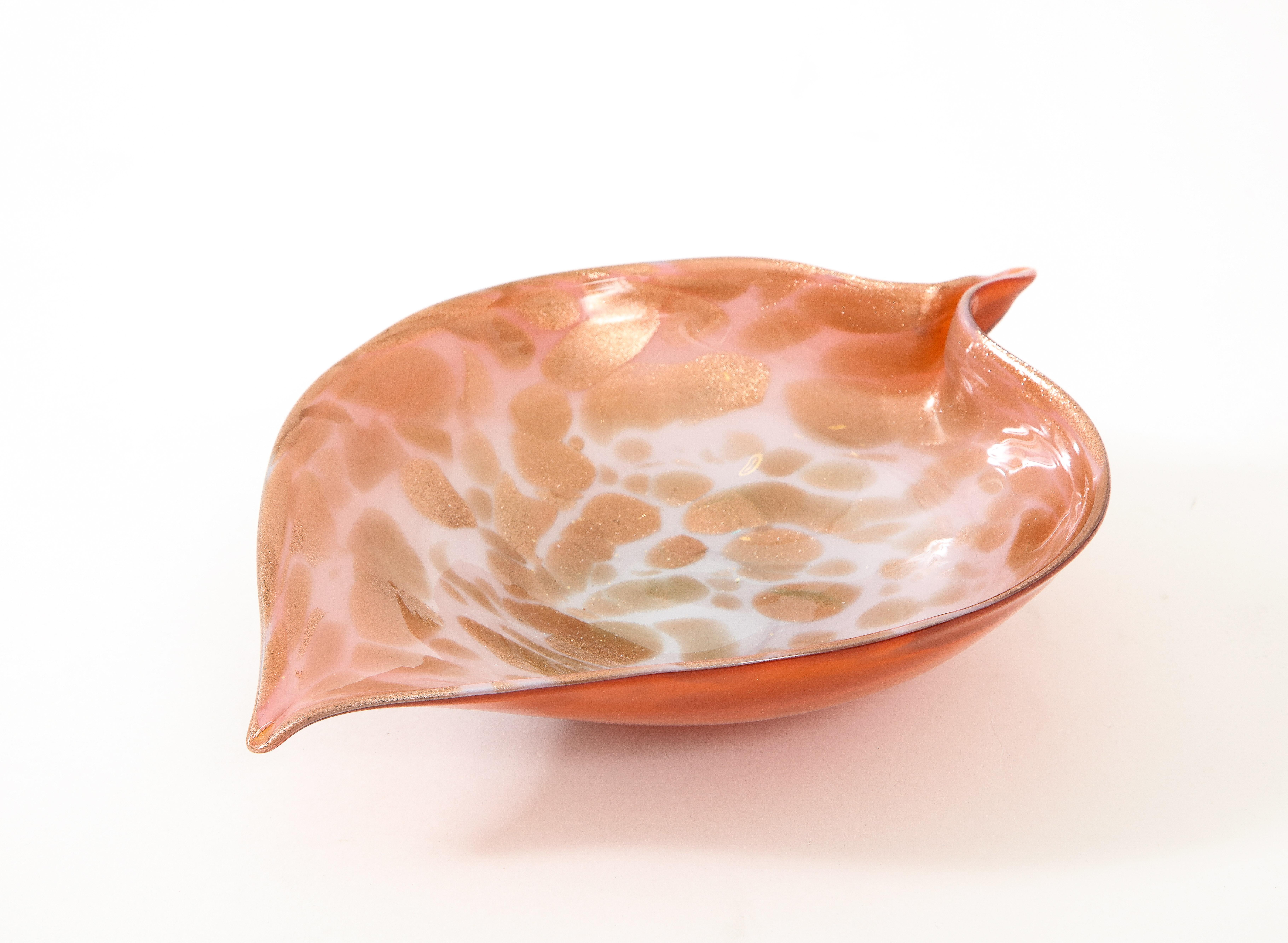 Murano stylized leaf vessel featuring a cream background and copper fleck inclusions. The perfect soap dish, vide poche or desk accessory.