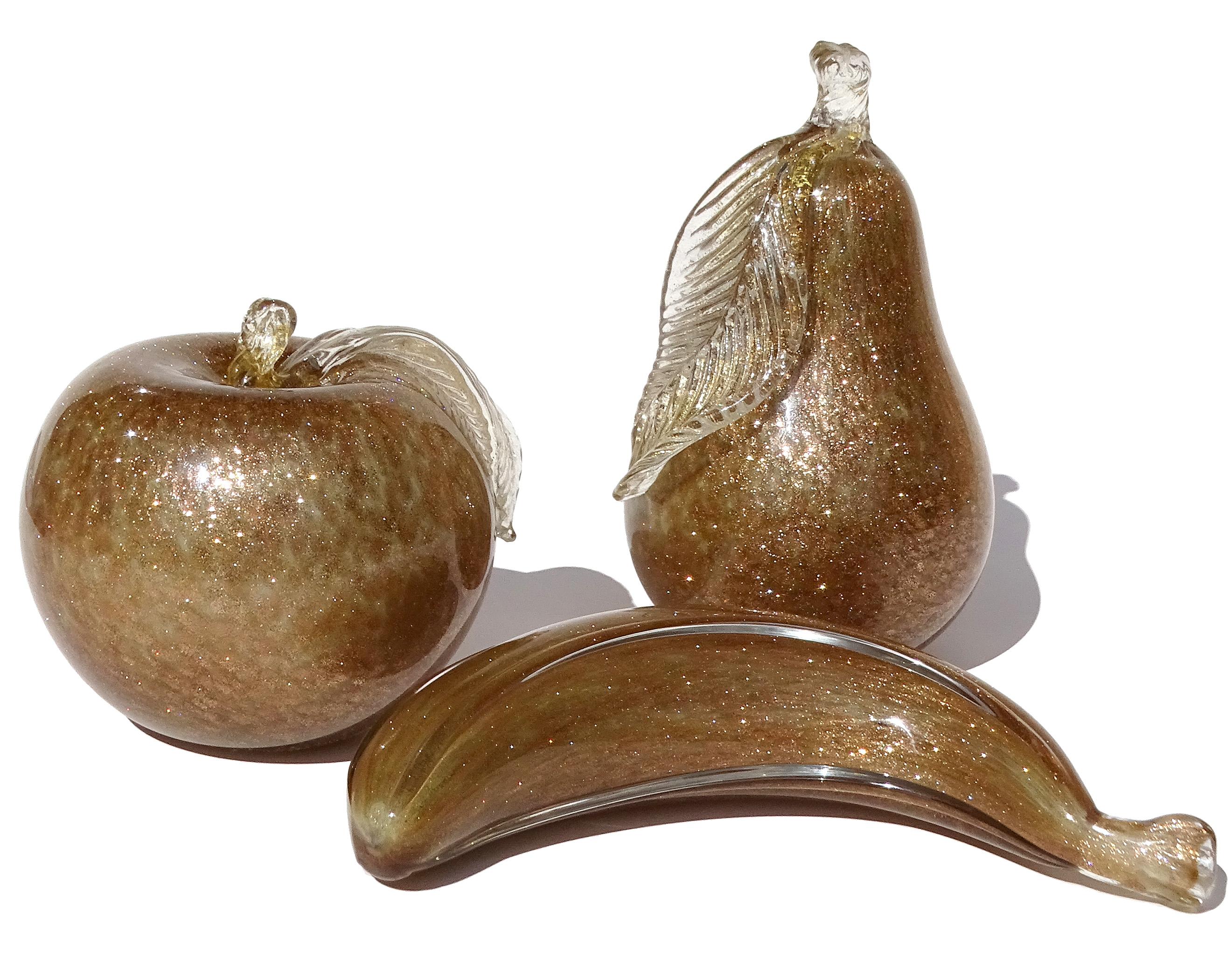 Mid-Century moderno Scultura in vetro artistico di Murano in rame e oro Pera Mela Banana Frutta in vendita