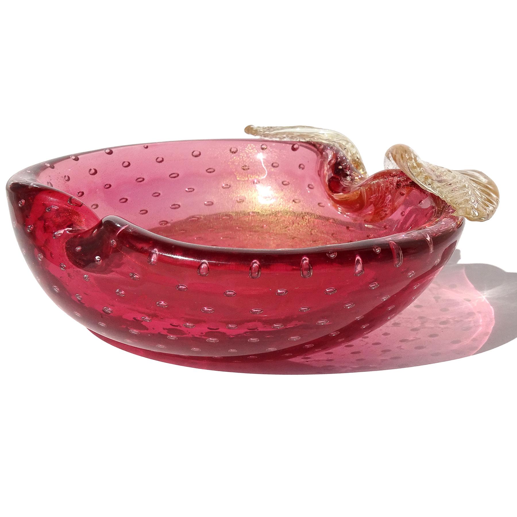 Murano Cranberry Pink Gold Flecks Bubbles Italian Art Glass Apple Ring Dish Bowl In Good Condition For Sale In Kissimmee, FL