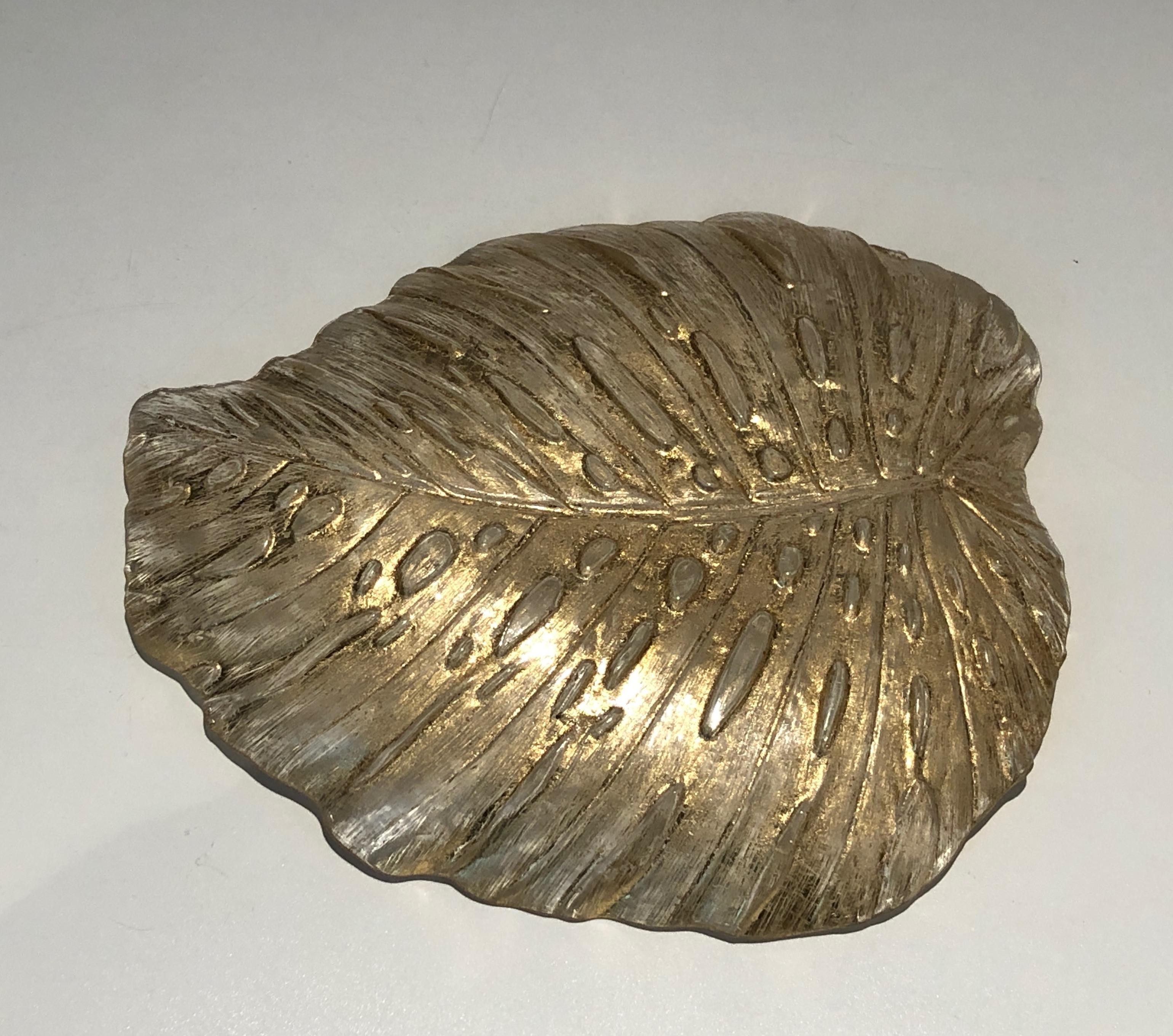 Vide-Poche de Murano en forme de feuille de chêne cristallin, œuvre italienne, vers 1970 en vente 3