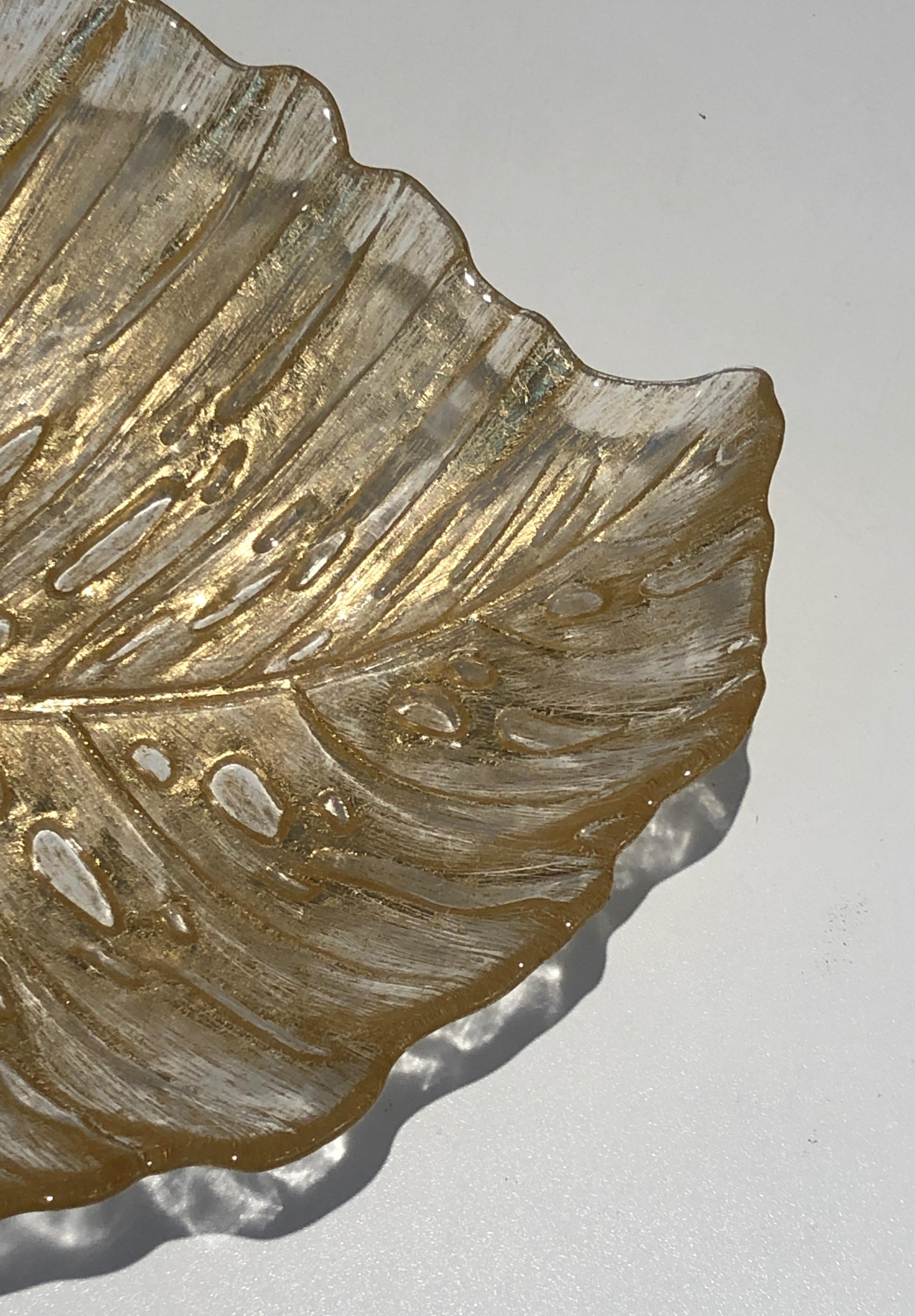 Doré Vide-Poche de Murano en forme de feuille de chêne cristallin, œuvre italienne, vers 1970 en vente