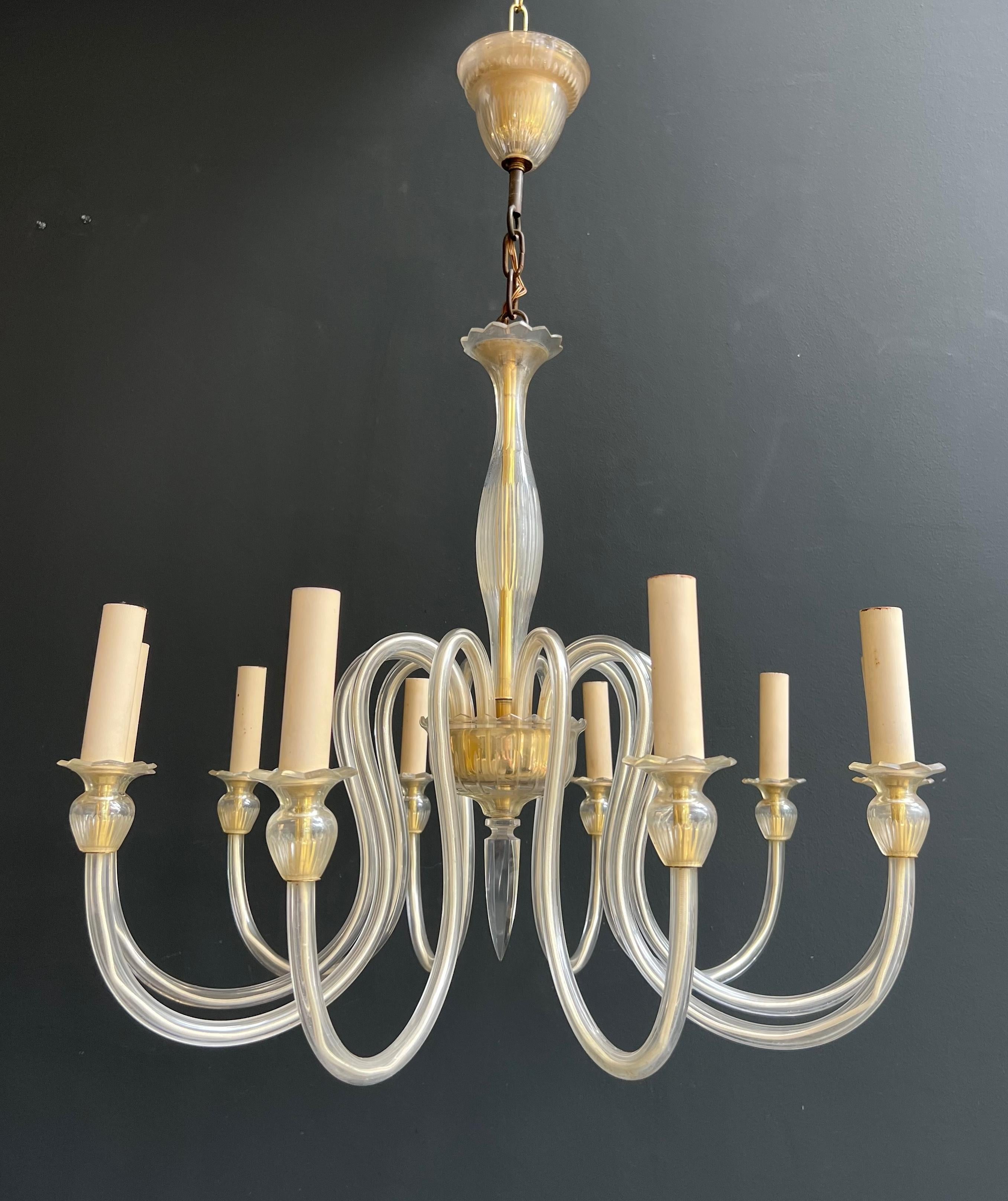 Araña de cristal de Murano con 10 brazos. Obra italiana. Alrededor de 1970 en venta 5