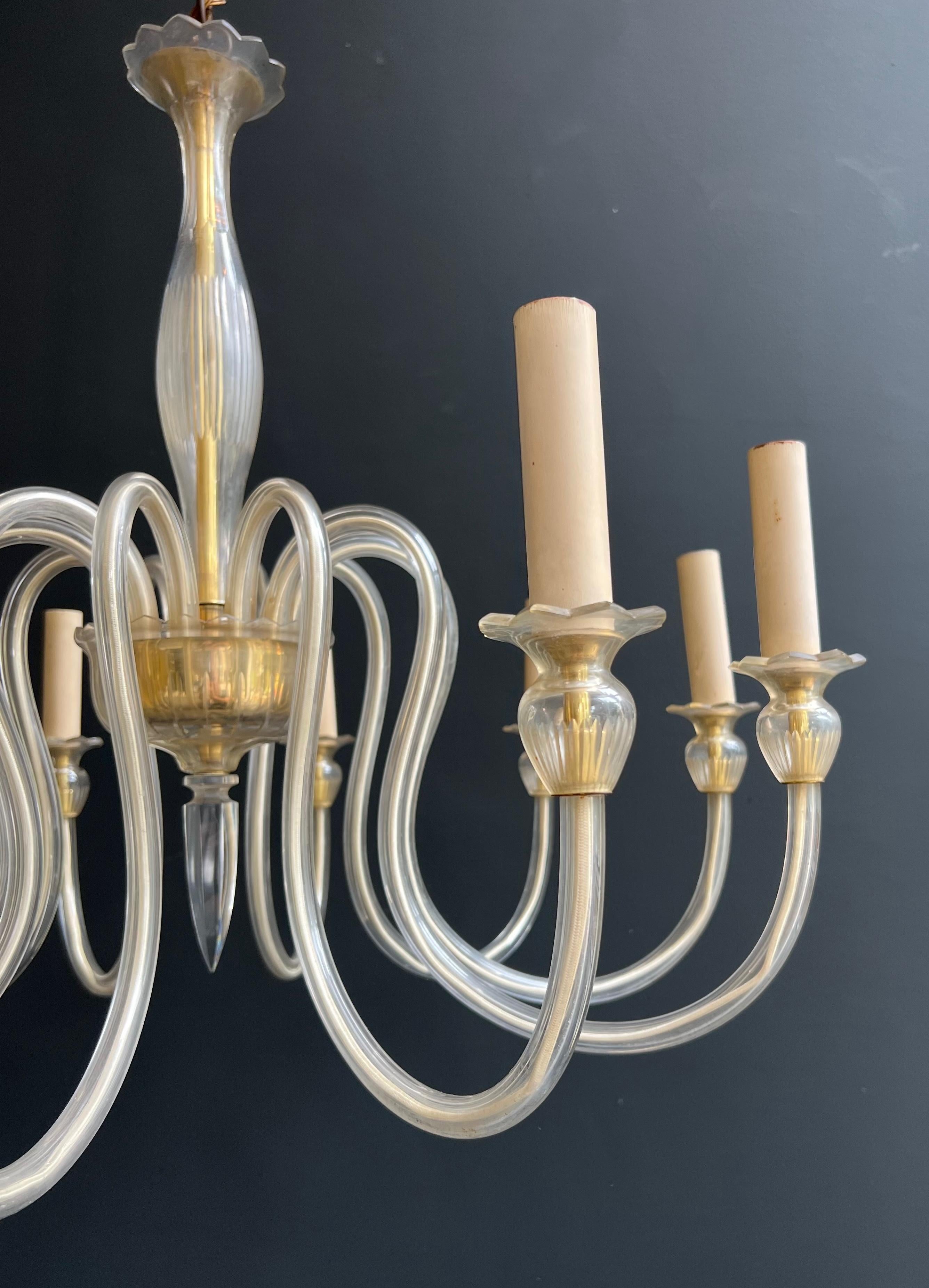 Araña de cristal de Murano con 10 brazos. Obra italiana. Alrededor de 1970 en venta 2