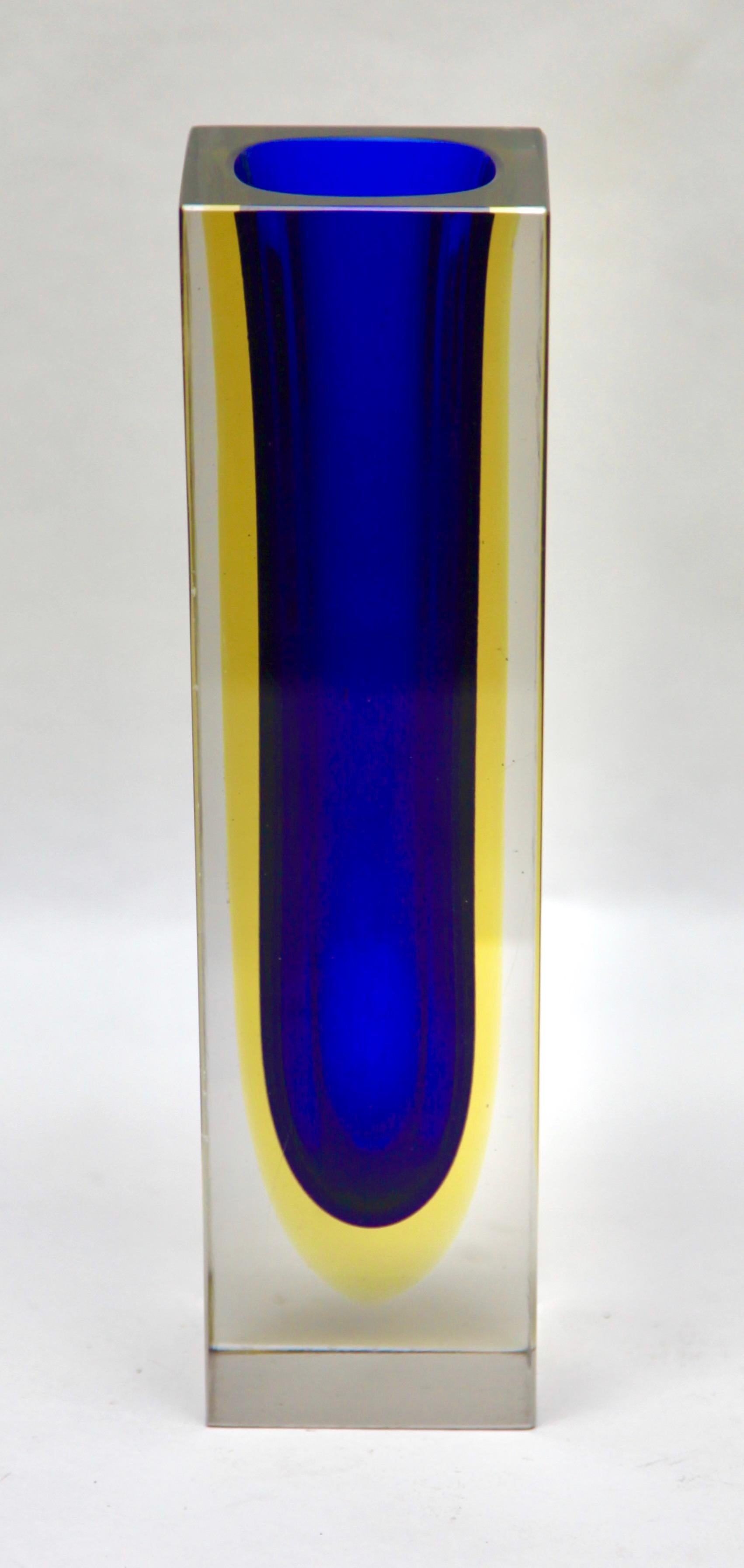 Murano Crystal Designs by Flavio Poli Block Vase  

This Sommerso design by Flavio Poli was a big hit in the 1950s-1960s. Bright and distinctive, the design is simple, but requires the skilled craftsmanship of Murano.

These items are easily