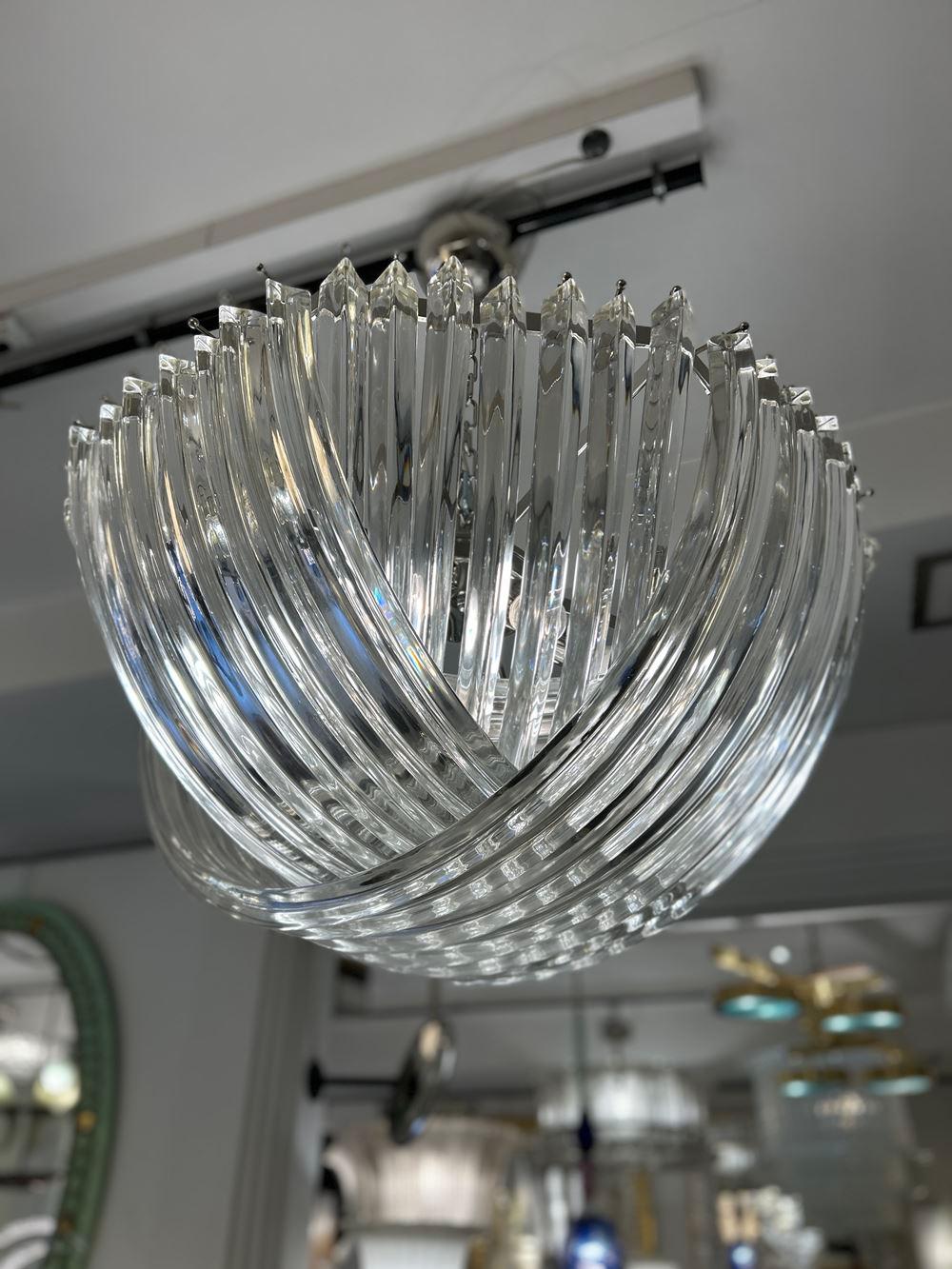 Vetro di Murano Lampadario in cristallo curvo di Murano di Carlo Nason in vendita
