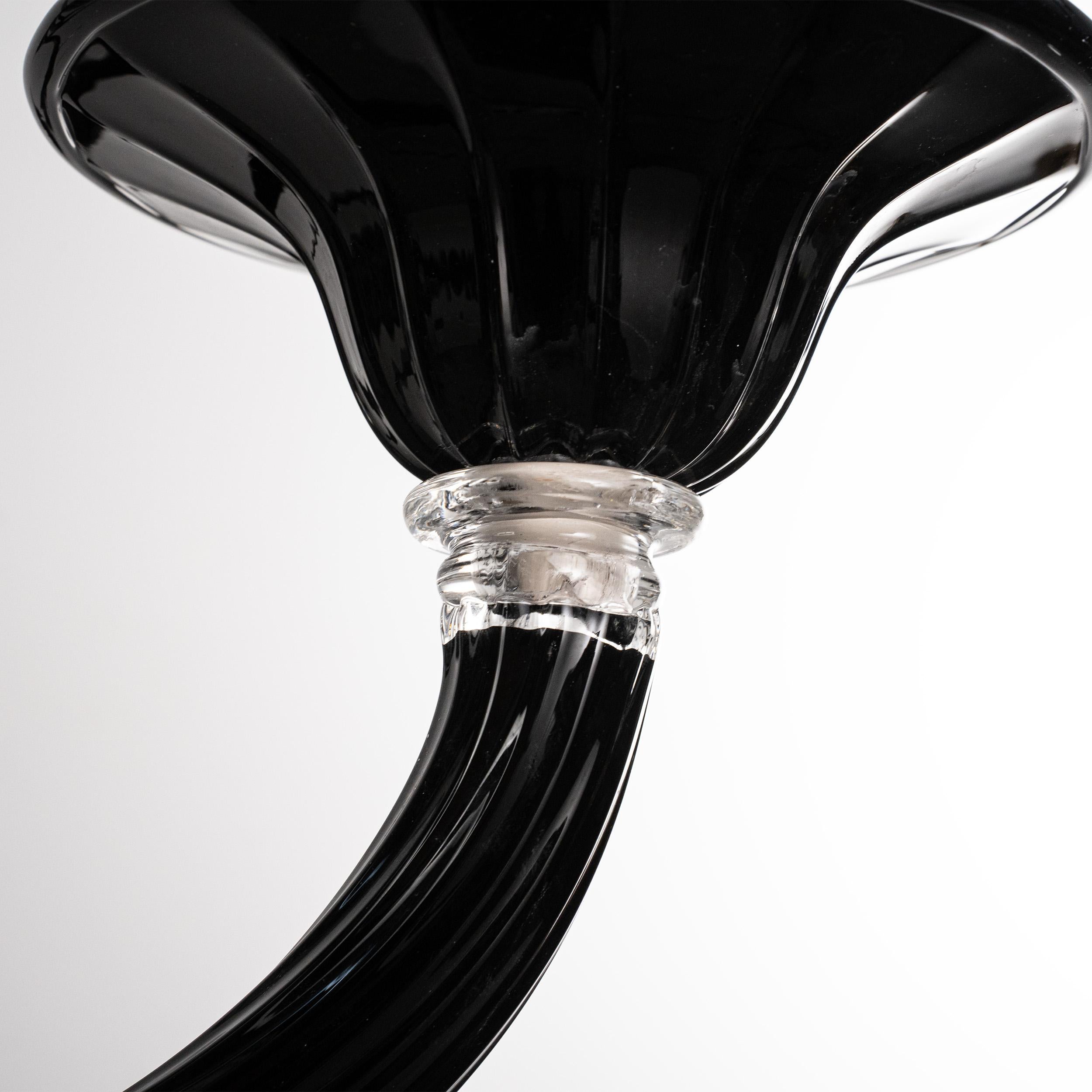 Murano Deco Schwarzes Glas Kronleuchter 6 Lichter, Vintage Made in Italy auf Lager (Messing) im Angebot