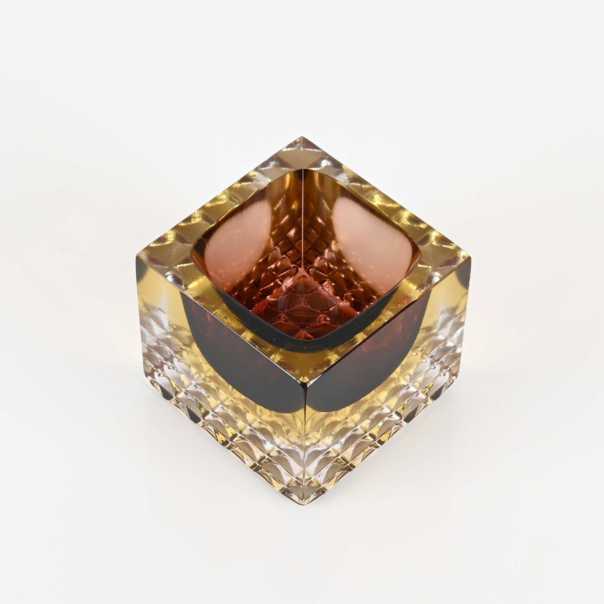 Italiano Vetro decorativo di Murano Glass Sommerso Merlot e Giallo, F. Poli Italia, 1960 in vendita