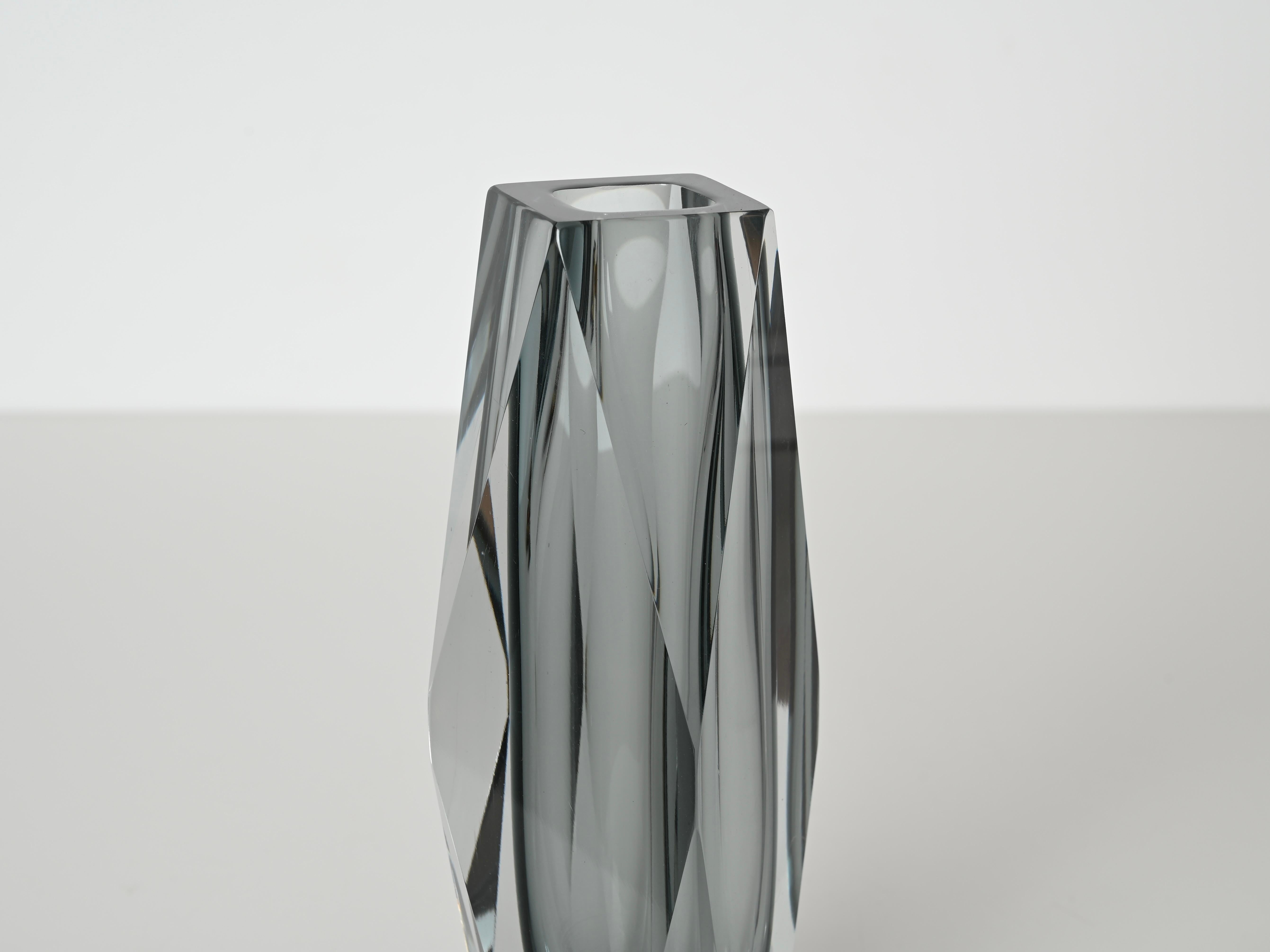 Jarrón Decorativo de Murano en Vidrio Soplado Gris Sommerso, Mandruzzato, Años 60 en venta 5