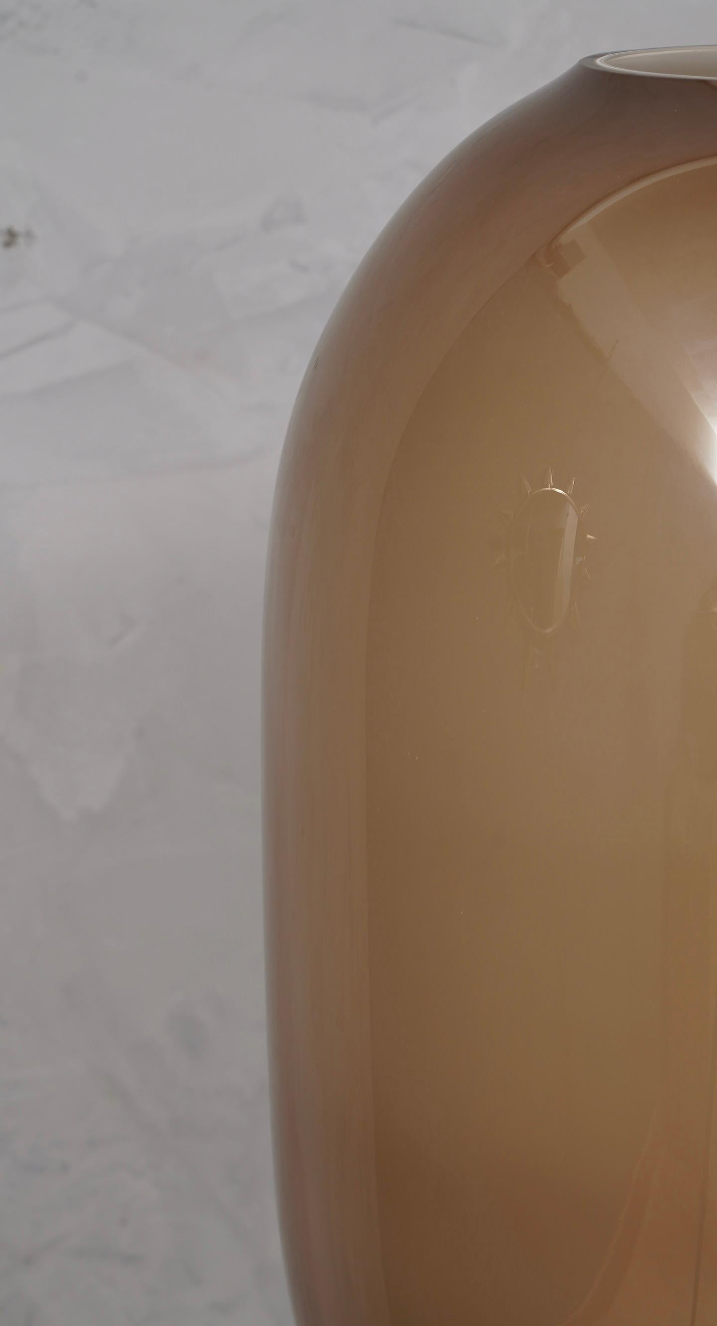 Jarrón de cristal de Murano gris paloma y blanco, 1950 en venta 2
