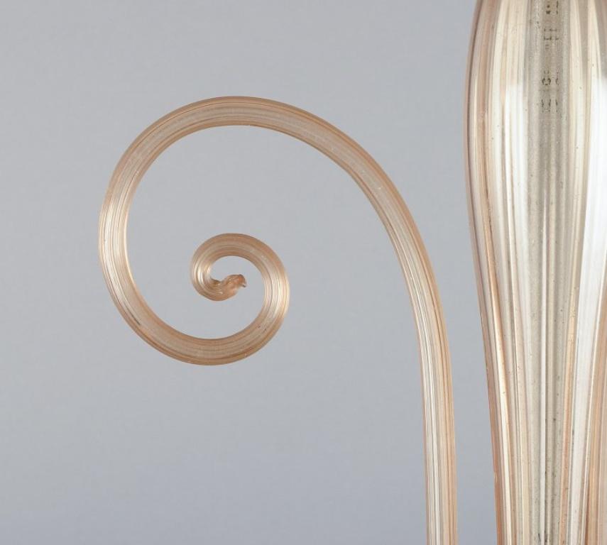 Murano, elegante Art-Déco-Deckenleuchte aus mundgeblasenem Glas, drei Glühbirnen.  im Zustand „Hervorragend“ im Angebot in Copenhagen, DK