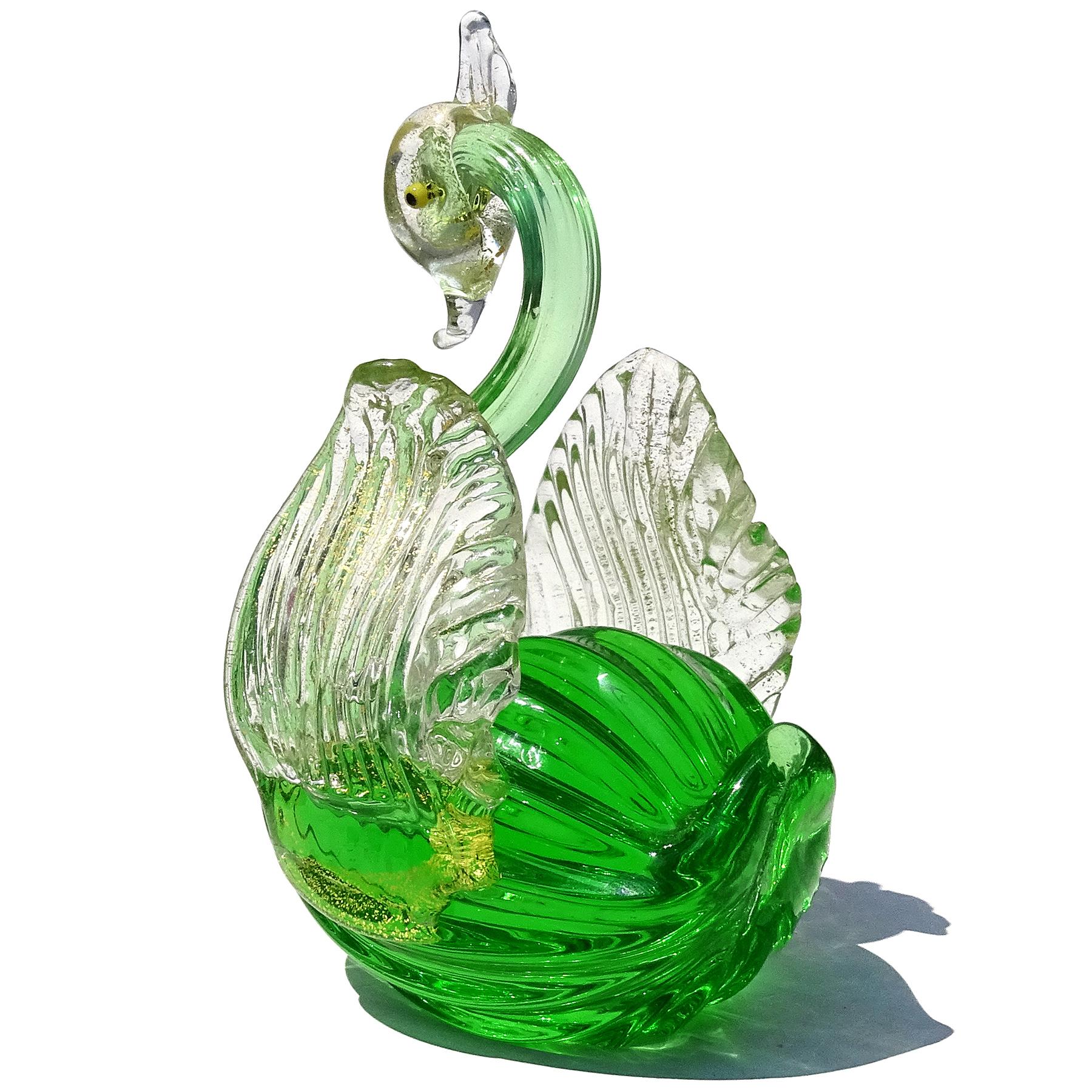 Mid-Century Modern Murano Emerald Green Gold Flecks Italian Art Glass Swan Bird Sculpture Figurine For Sale
