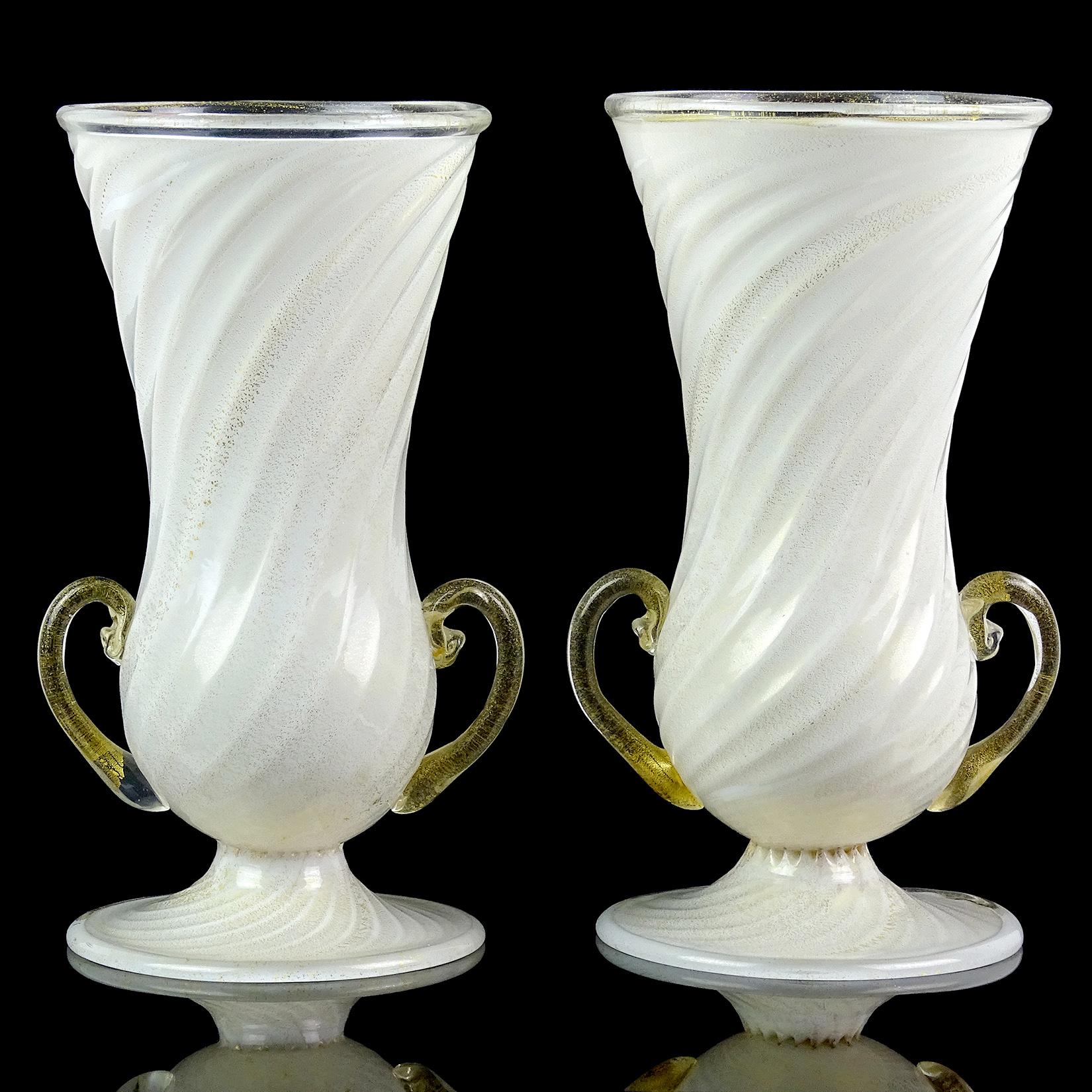 Hand-Crafted Murano Ferro Toso Barovier White Gold Flecks Italian Art Deco Glass Flower Vases For Sale