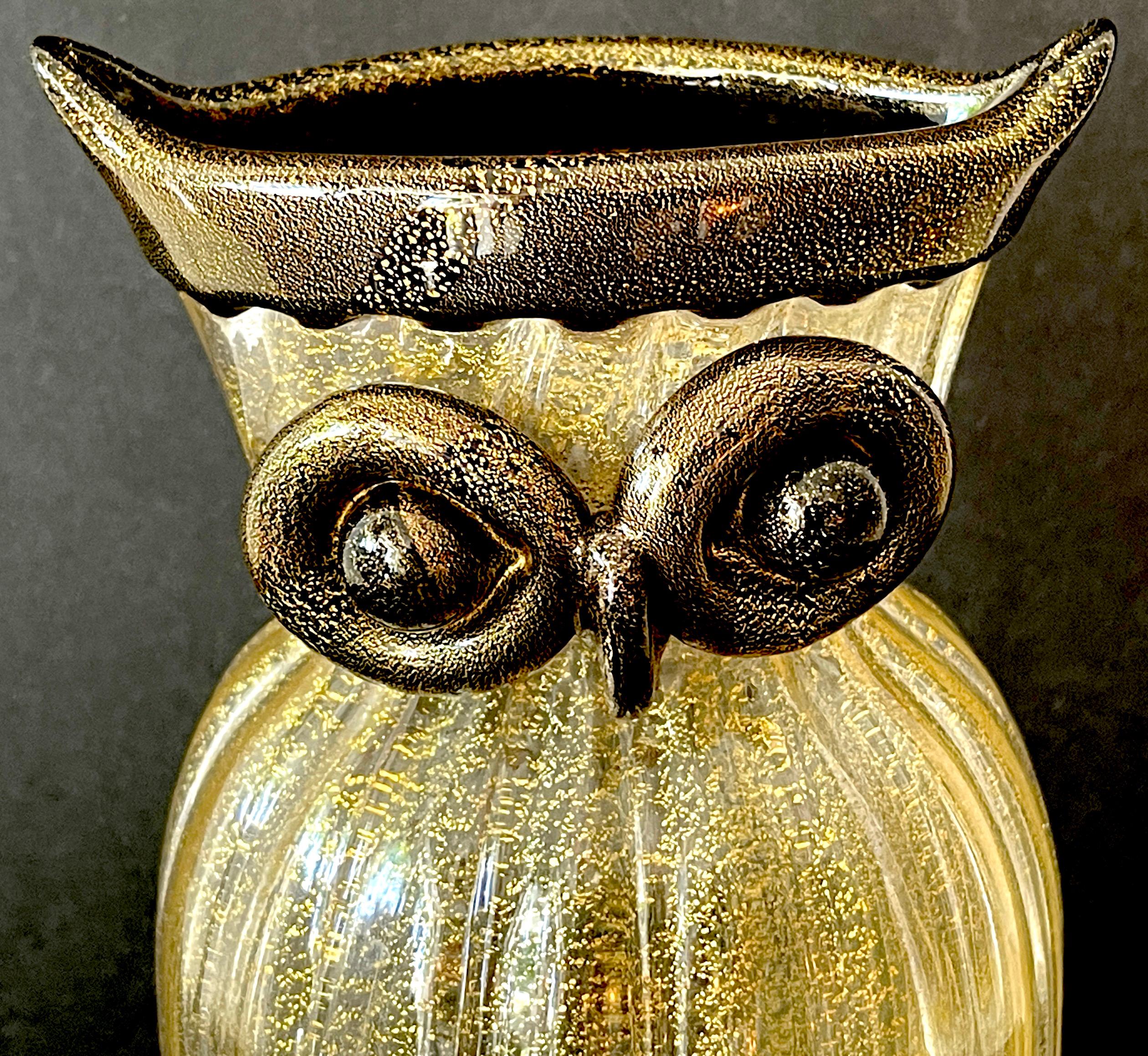 20th Century Murano Figural Owl Vase Signed Gambaro & Poggi For Sale