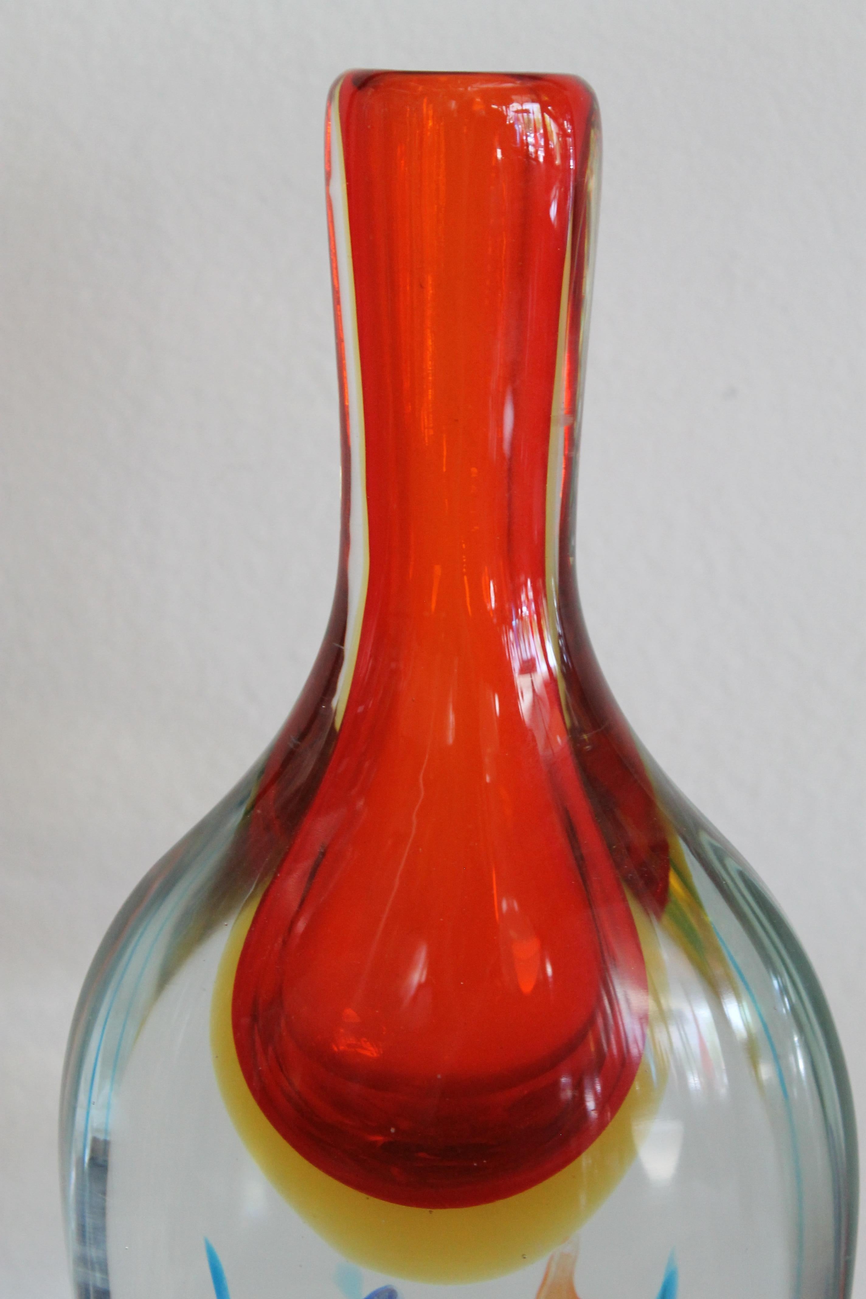 Murano-Vase aus mundgeblasenem Aquariumglas, Alfredo Barbini zugeschrieben im Zustand „Gut“ im Angebot in Palm Springs, CA
