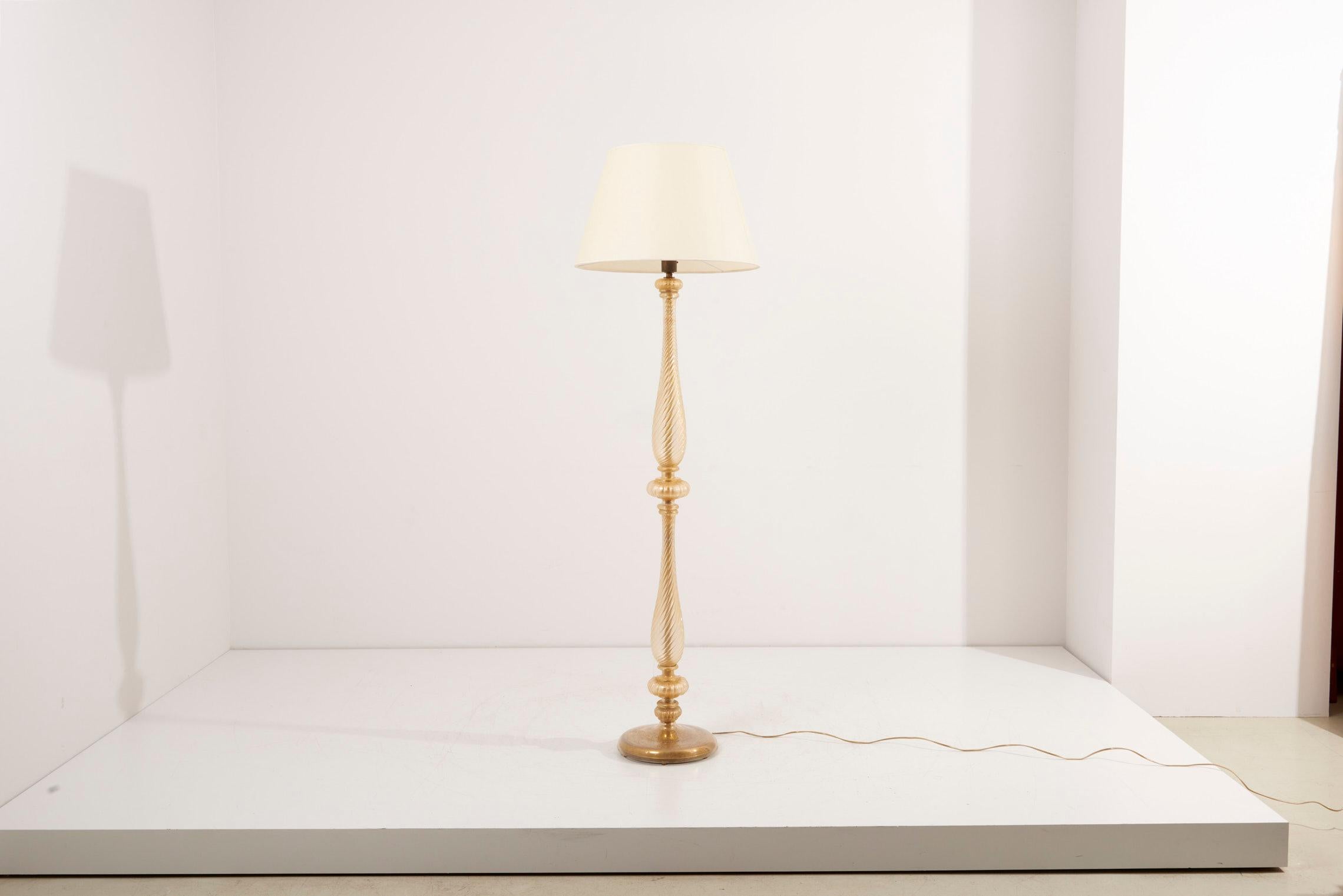 Murano Floor Lamp by Barovier & Toso, Italy, 1950s For Sale 8