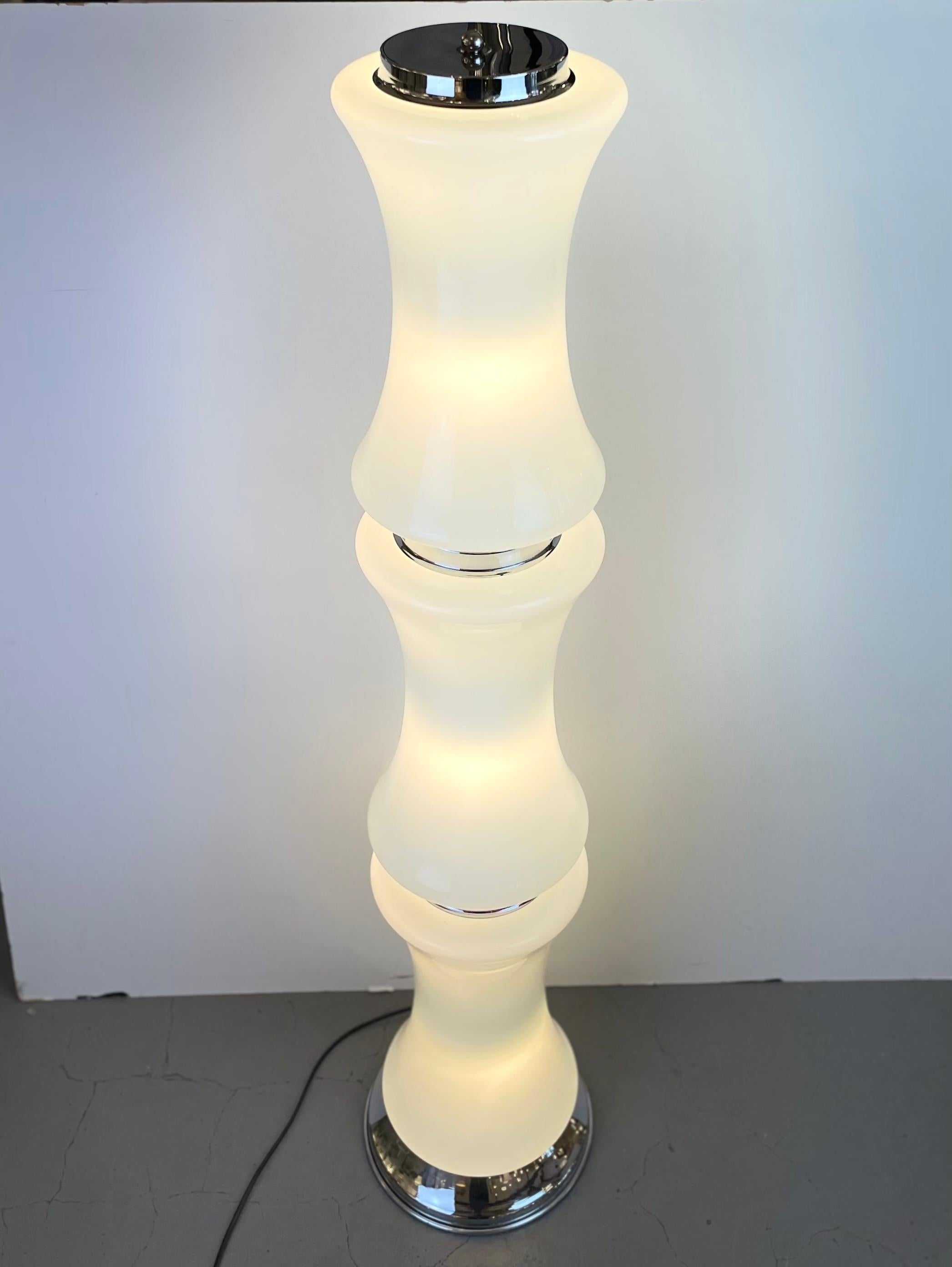 Ère spatiale Lampadaire Murano dans le style d'A.I.Tronconi ou C.C., années 1970 en vente