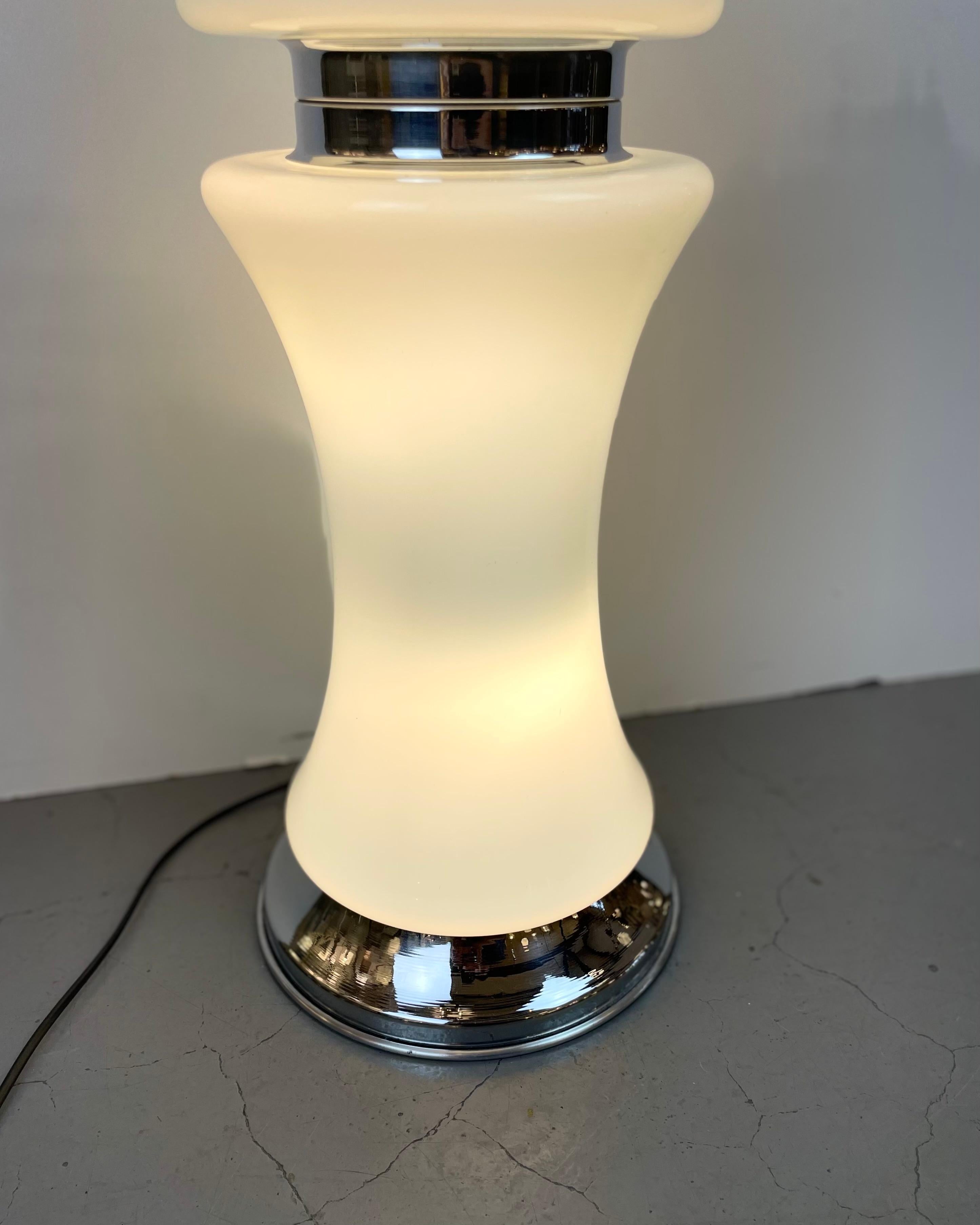 Lampadaire Murano dans le style d'A.I.Tronconi ou C.C., années 1970 Excellent état - En vente à Brussel, BE