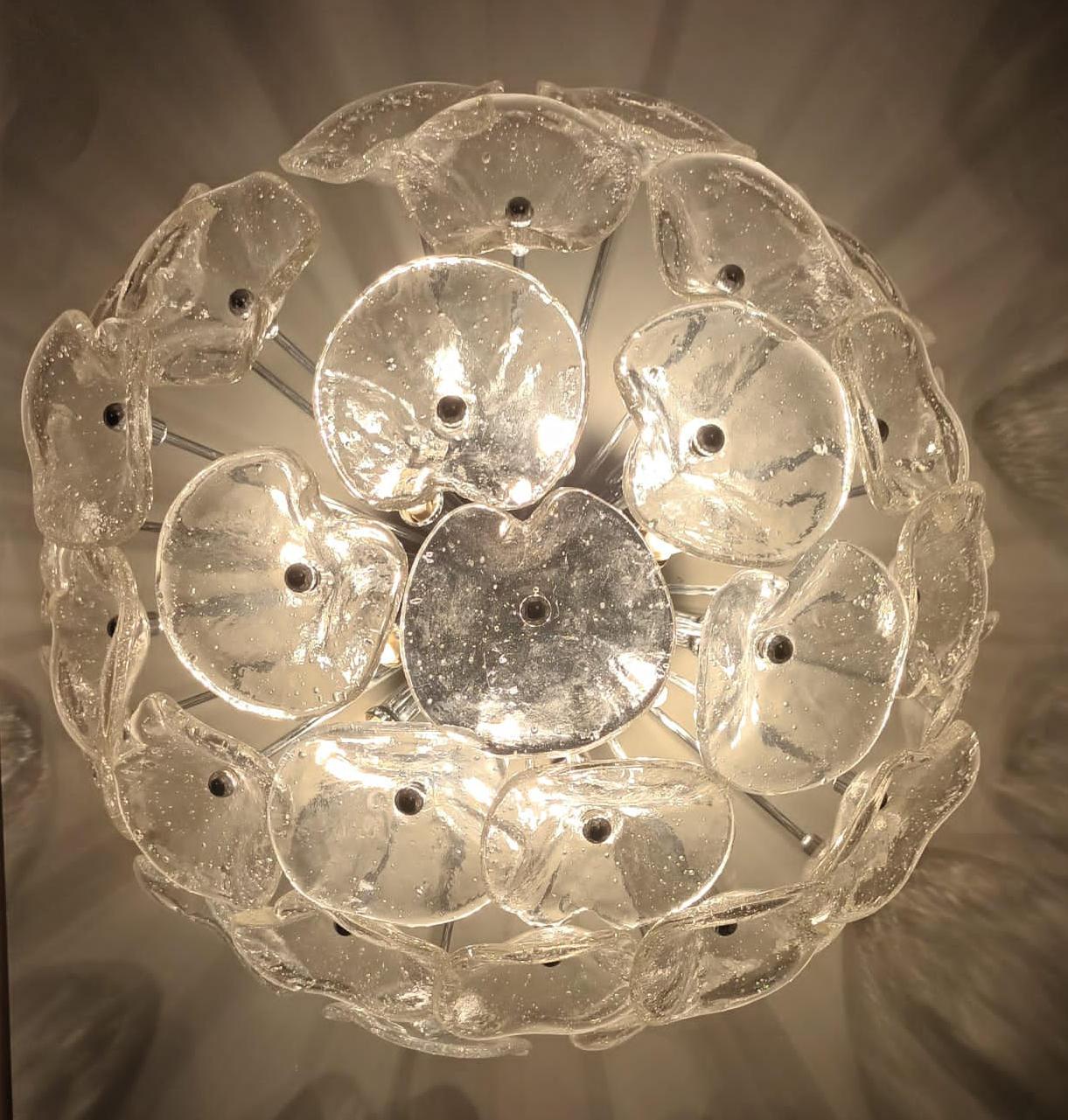 Murano Flowers Flush Mount In Good Condition For Sale In Los Angeles, CA
