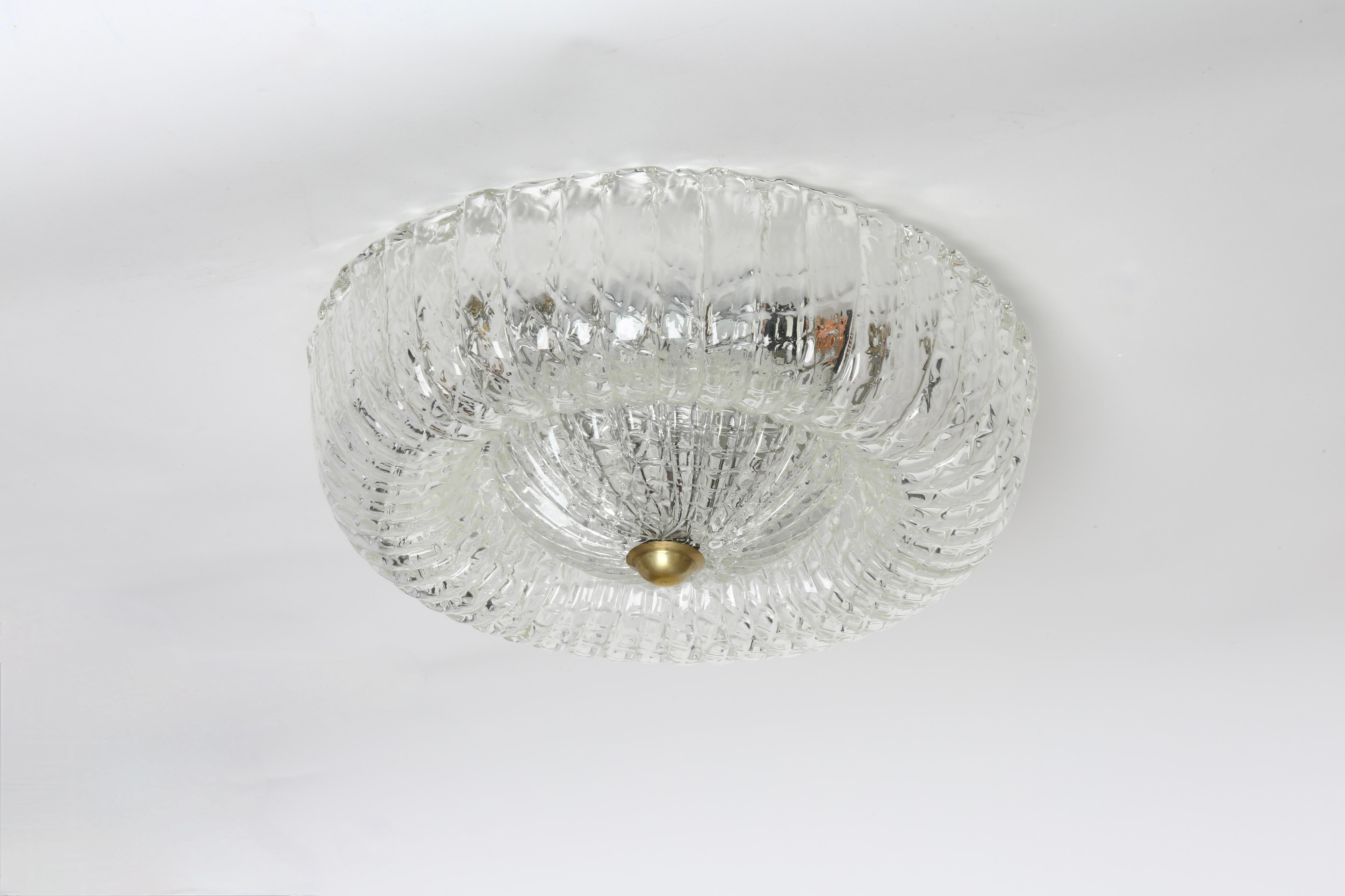 Murano Flush Mount Ceiling Light, Italy circa 1960s In Good Condition For Sale In Brooklyn, NY