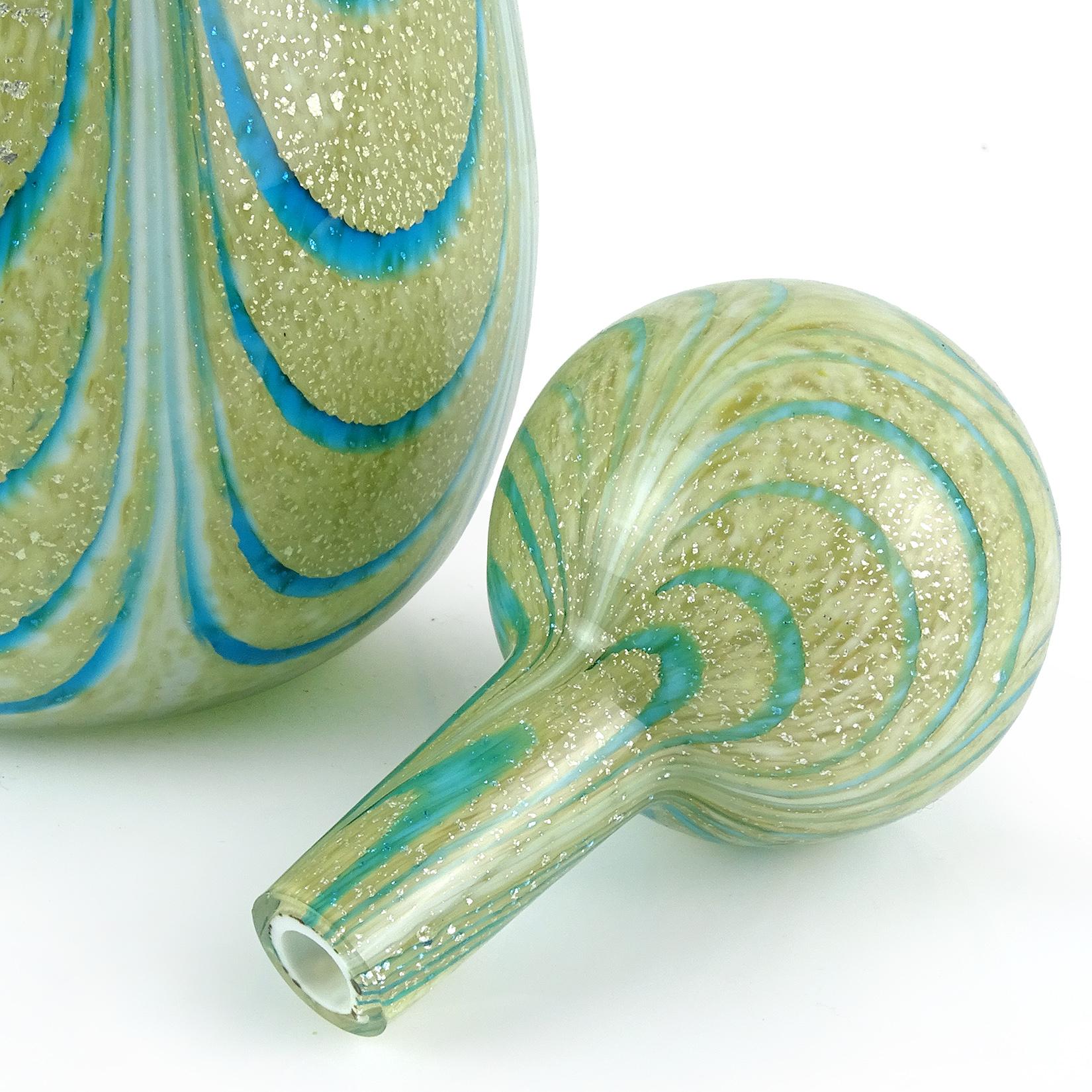 Fatto a mano Decanter in vetro artistico italiano di Murano Franco Moretti Silver Flecks Blue Pull Feather in vendita