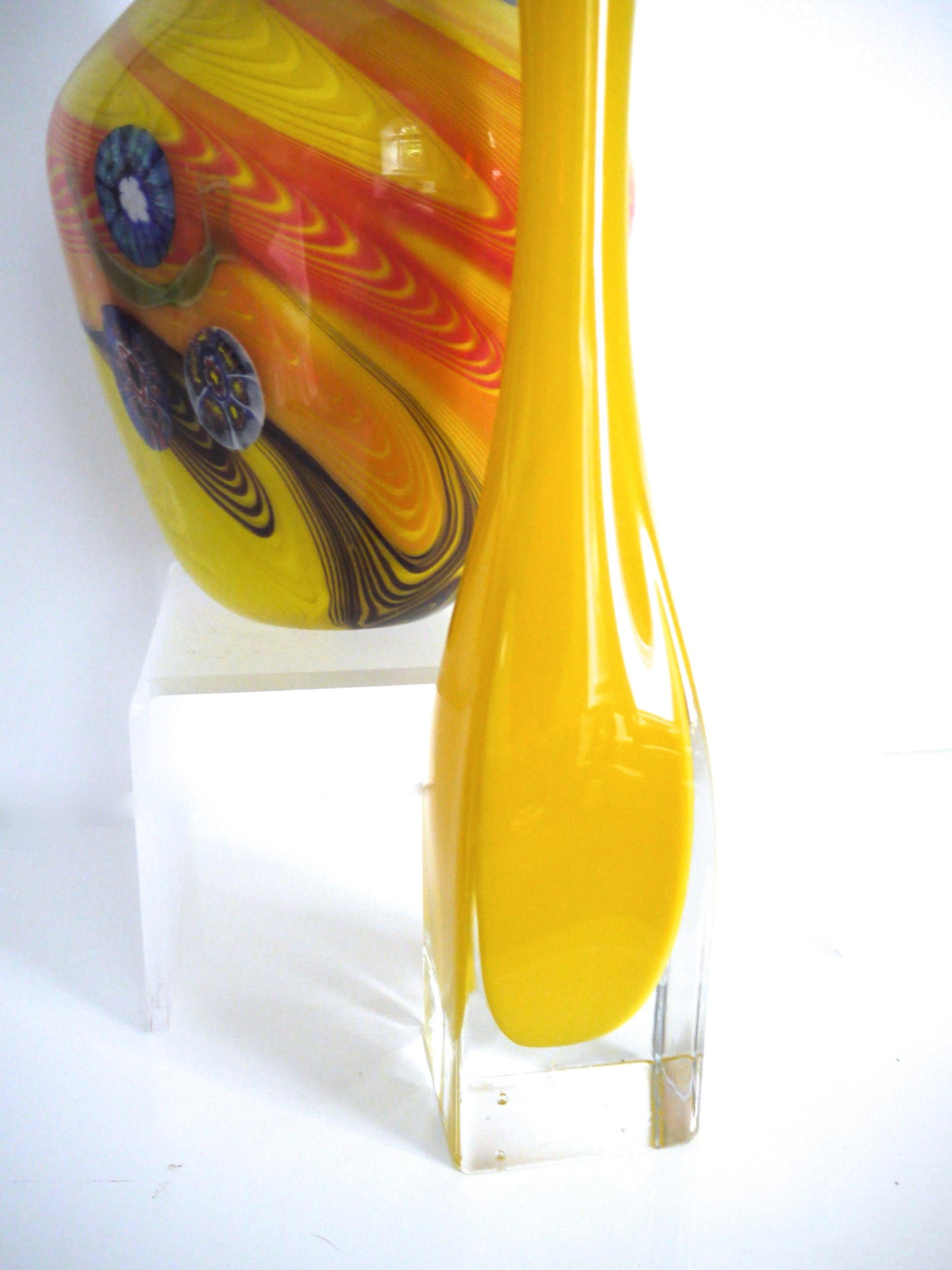 1950 Murano Fratelli Toso MilleFiori Glass Centrepiece Trumpet Vase Yellow In Good Condition For Sale In Halstead, GB