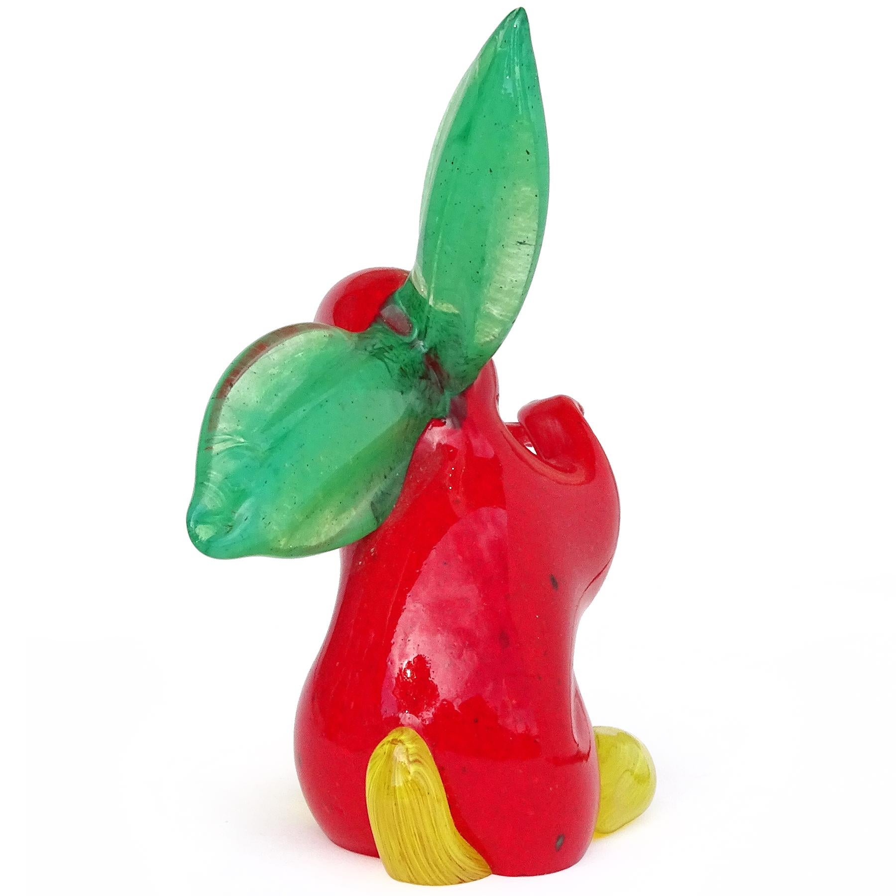 Hand-Crafted Murano Gambaro Poggi Red Green Yellow Italian Art Glass Rabbit Figure Sculpture For Sale