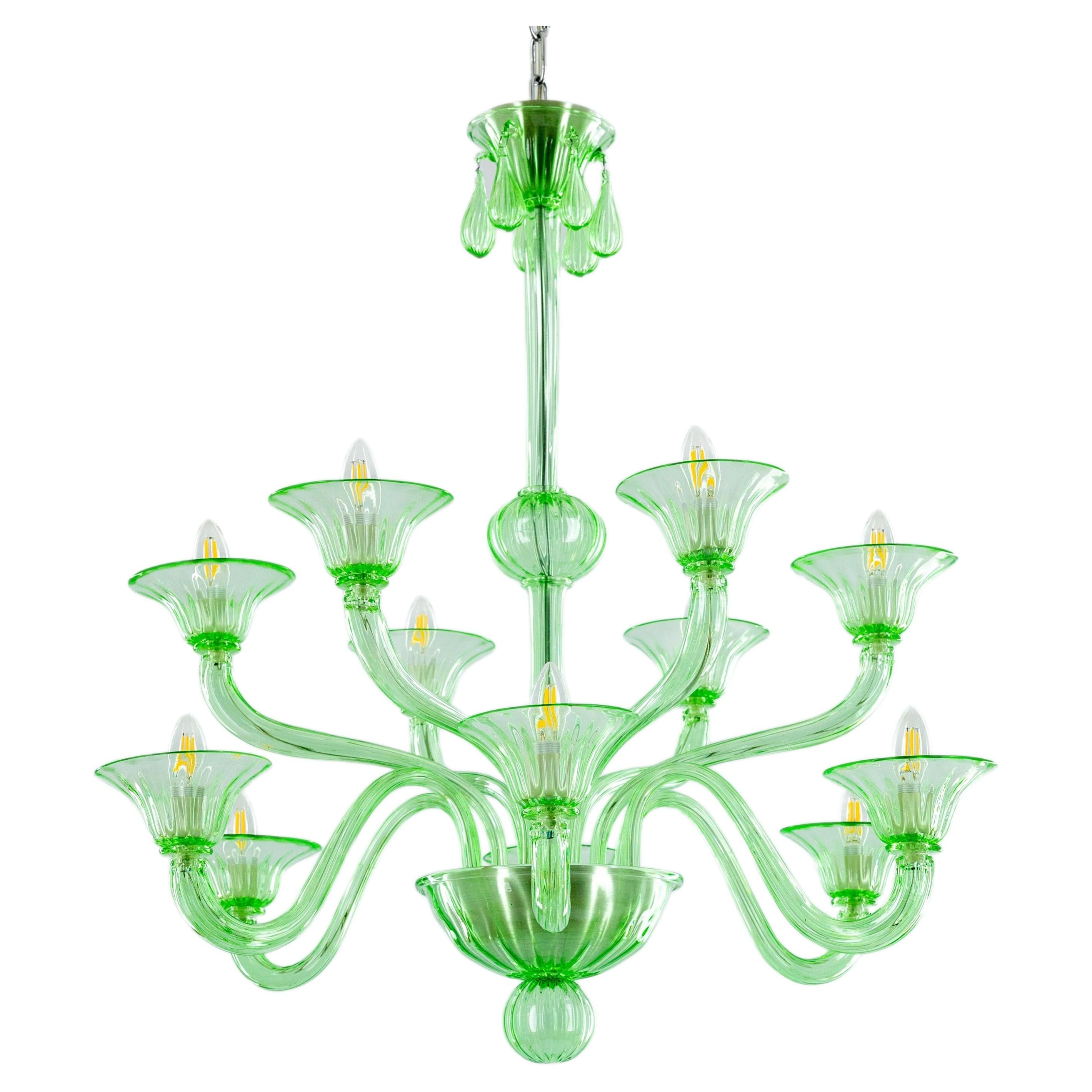 Italian Murano Glass 12-Light Flared Cup Tiered Chandelier, Apple Green, Venice For Sale