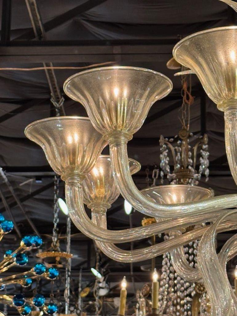 Lampadario a 12 luci con foglie in vetro di Murano In condizioni buone in vendita a Dallas, TX