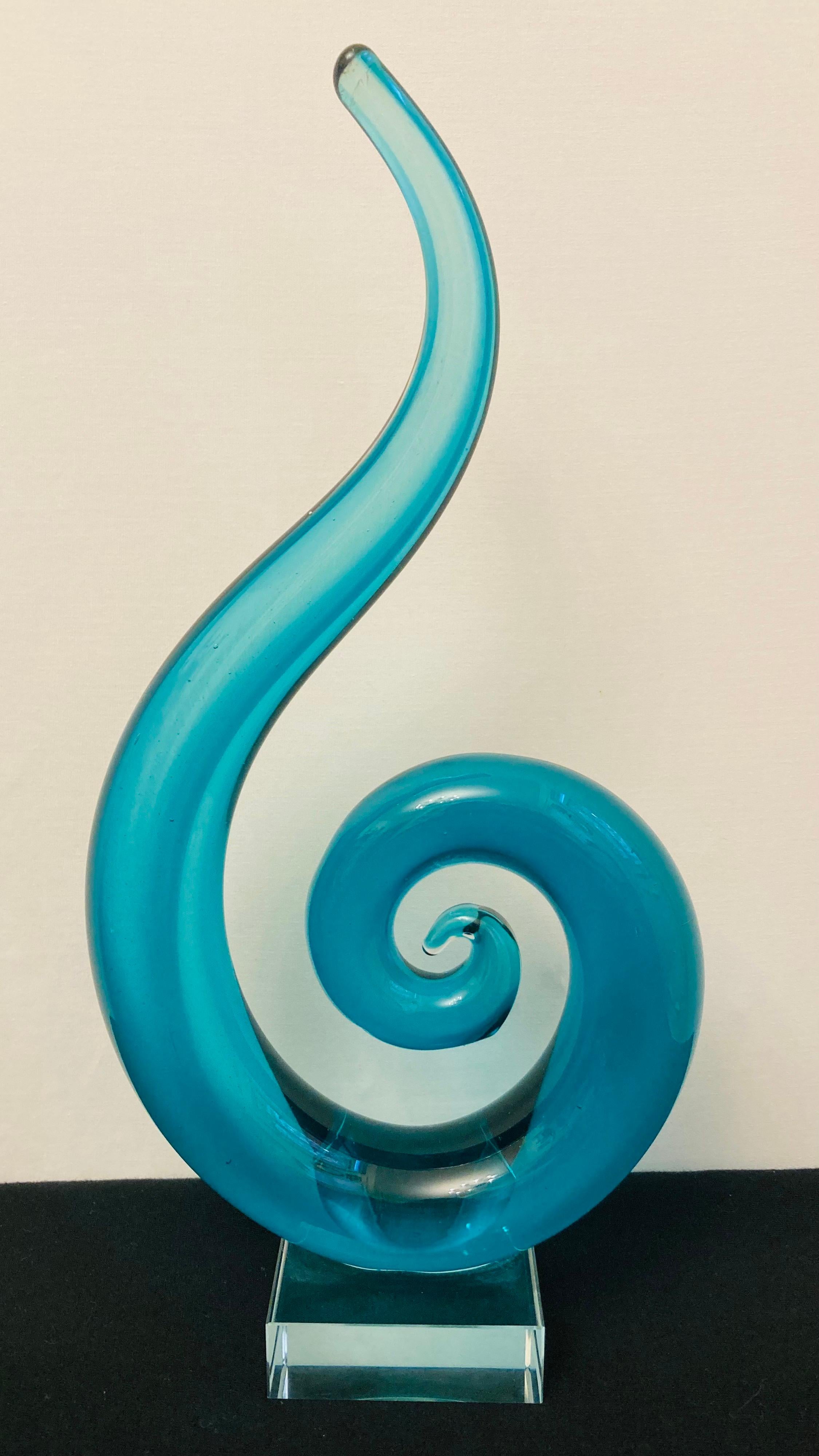 Beautiful murano glass abstract sculpture bluish-green perfect condition beautiful home decor.