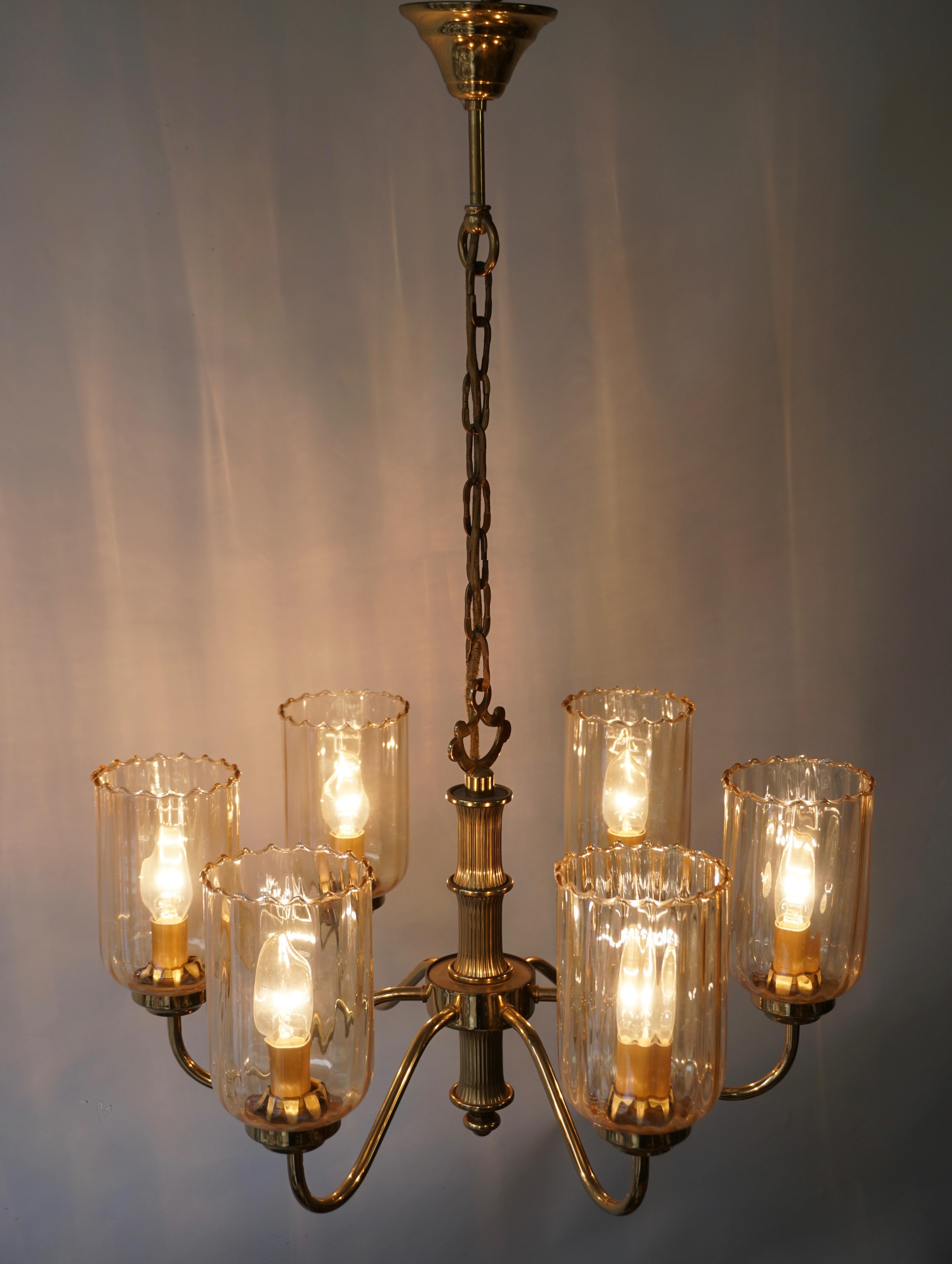 Murano Glass and Brass Chandelier 1970s Italy In Good Condition In Antwerp, BE