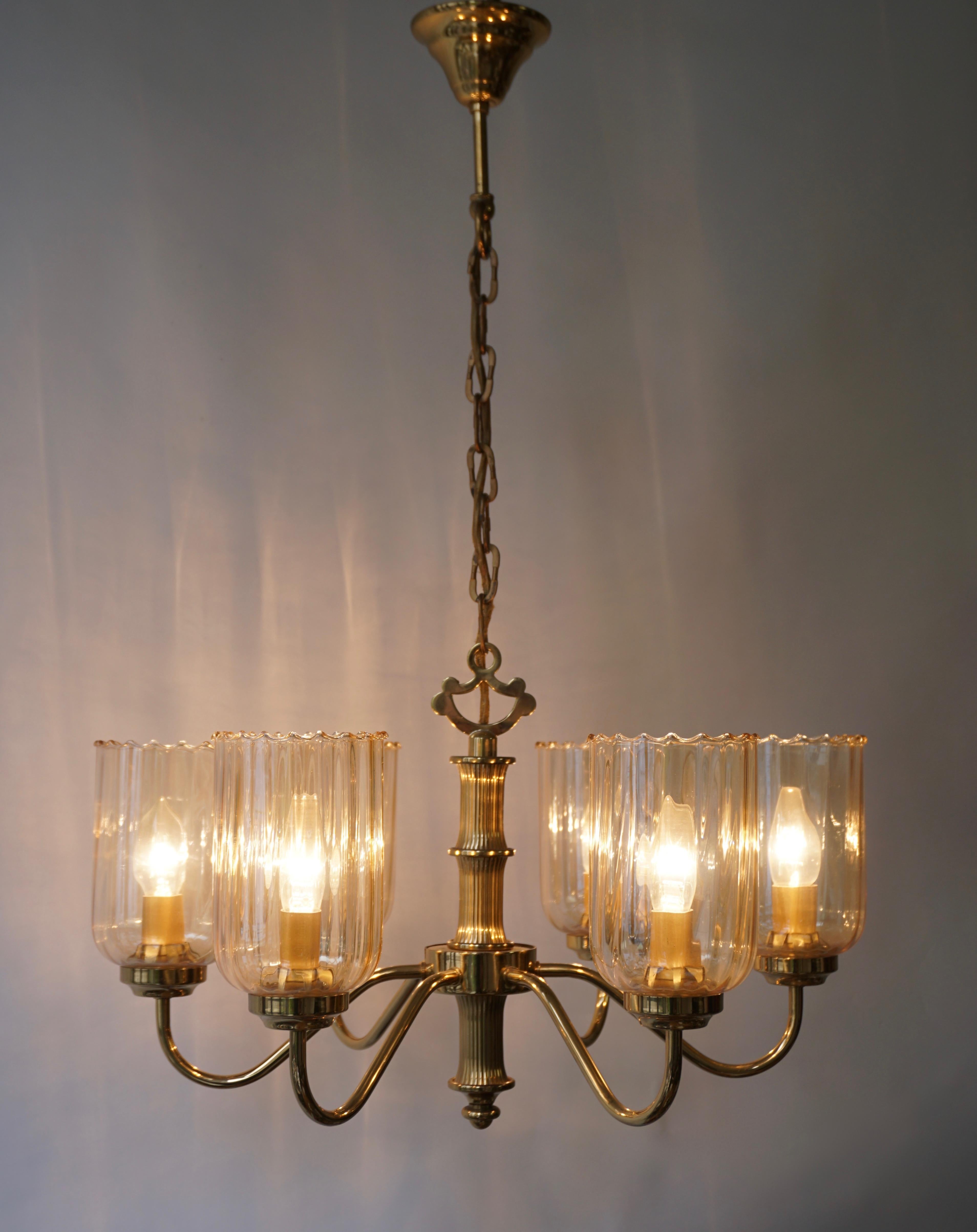 Murano Glass and Brass Chandelier 1970s Italy 1
