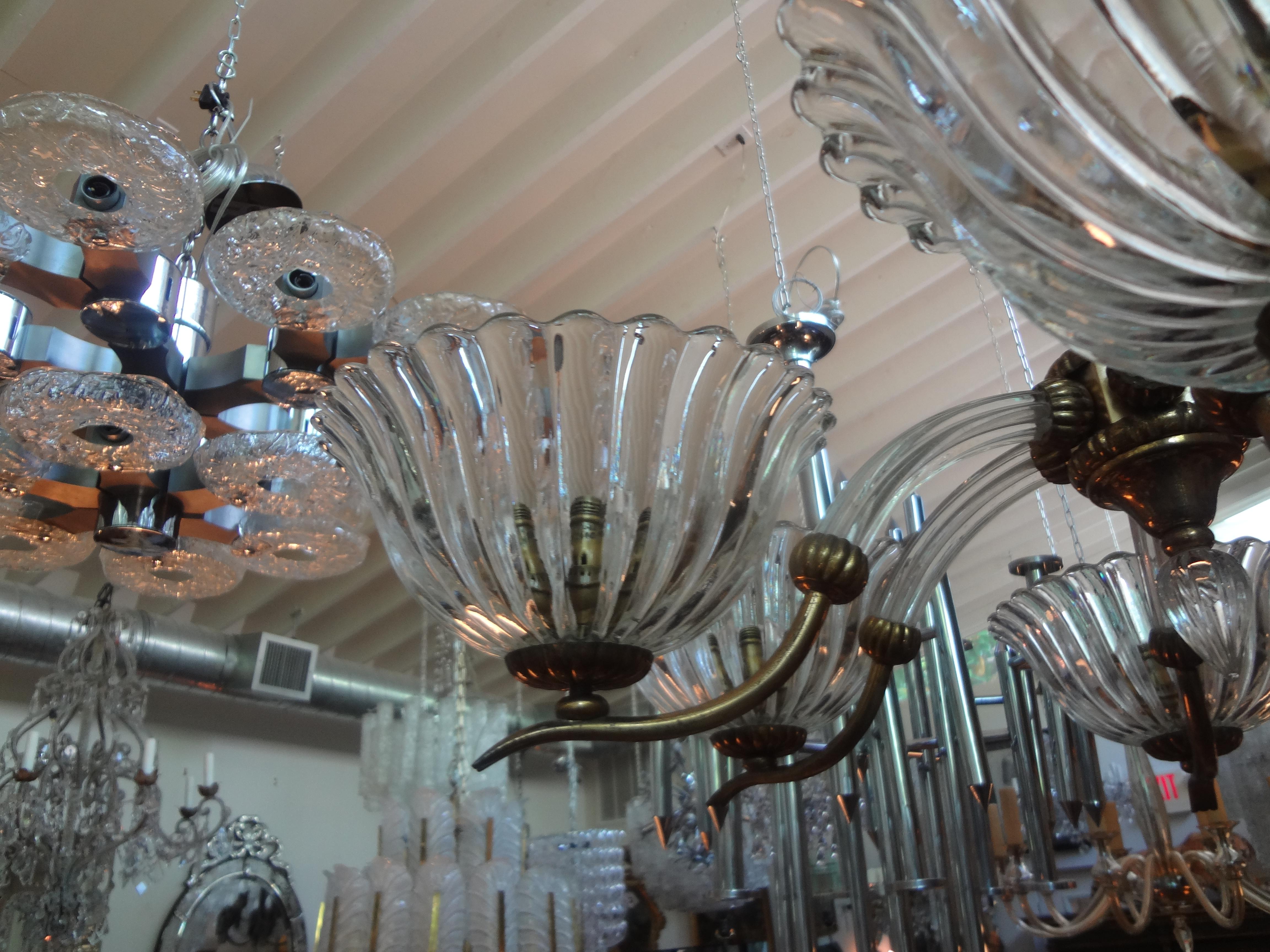 Murano Glass and Brass Chandelier by Ercole Barovier In Good Condition In Houston, TX
