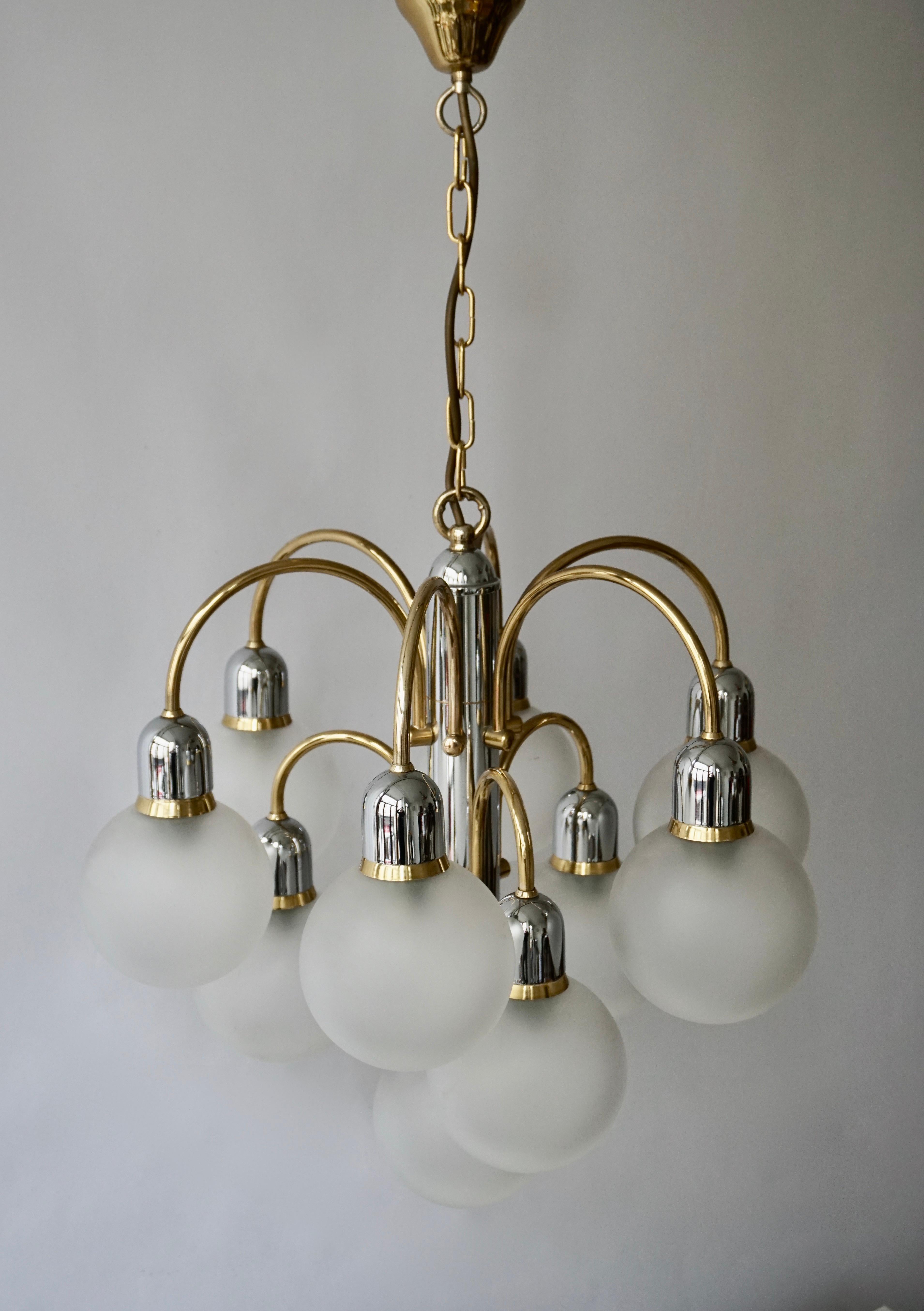 Murano Glass and Brass Chandelier For Sale 9