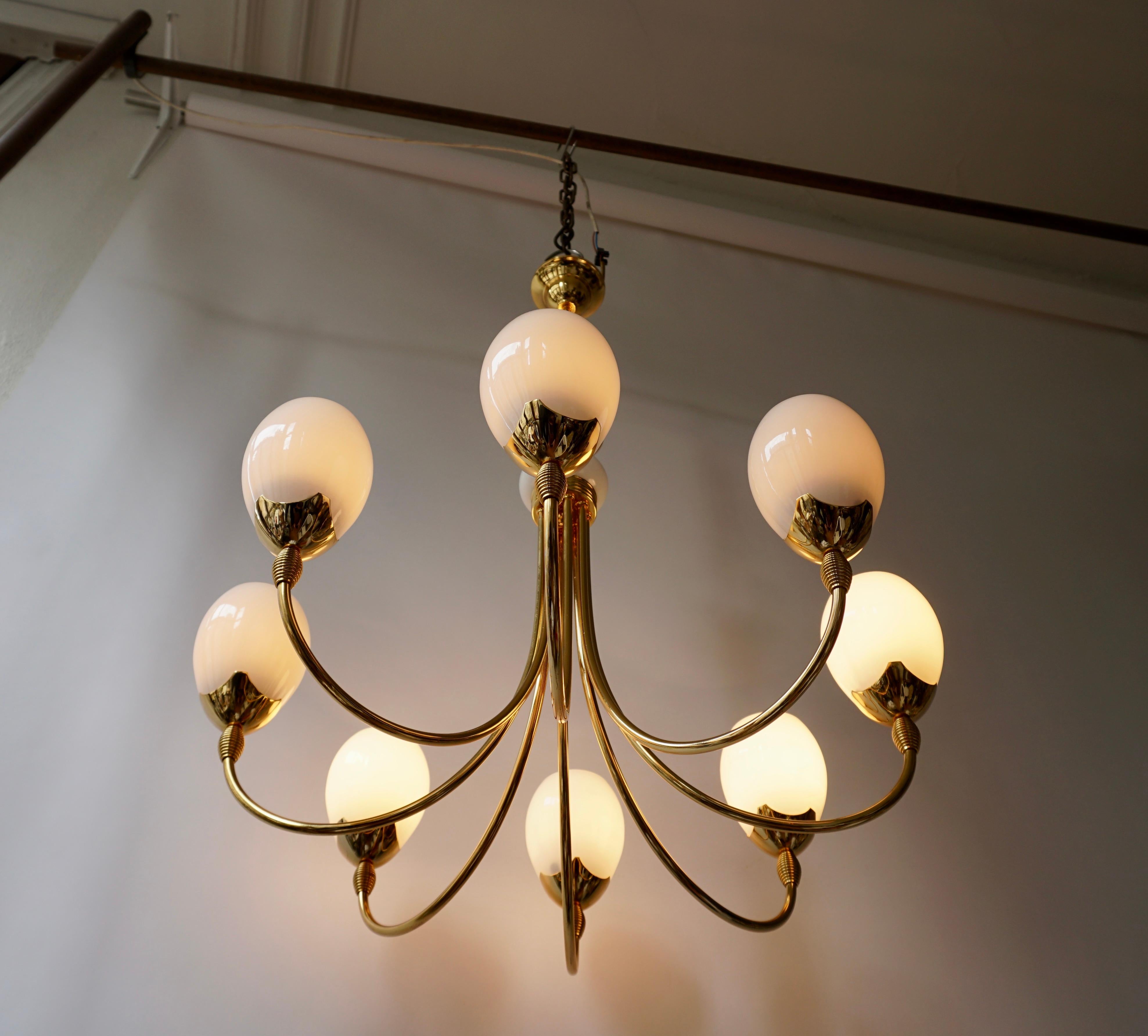 Murano Glass and Brass Chandelier In Good Condition In Antwerp, BE