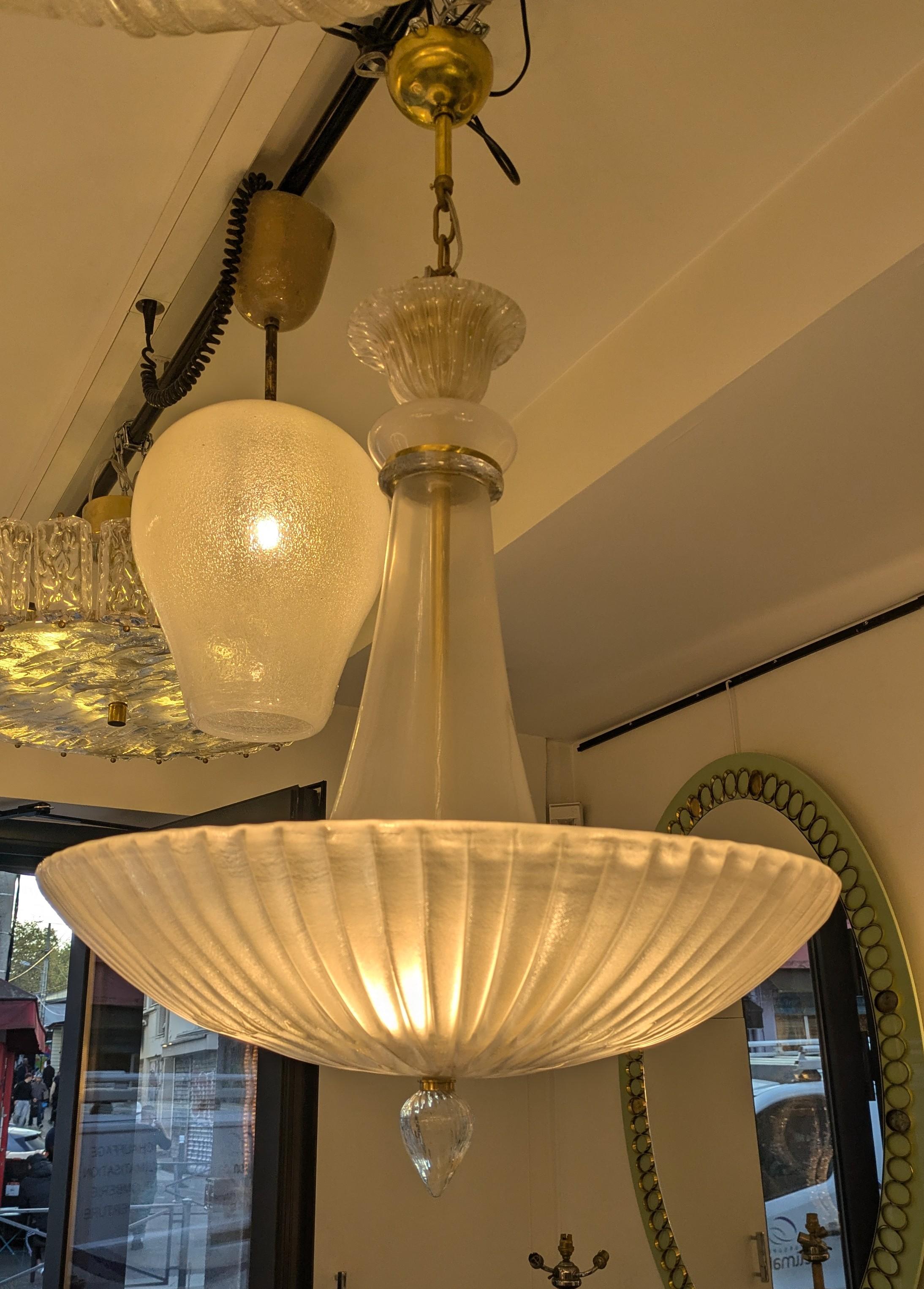 Lampadario in vetro di Murano e ottone in vendita 1