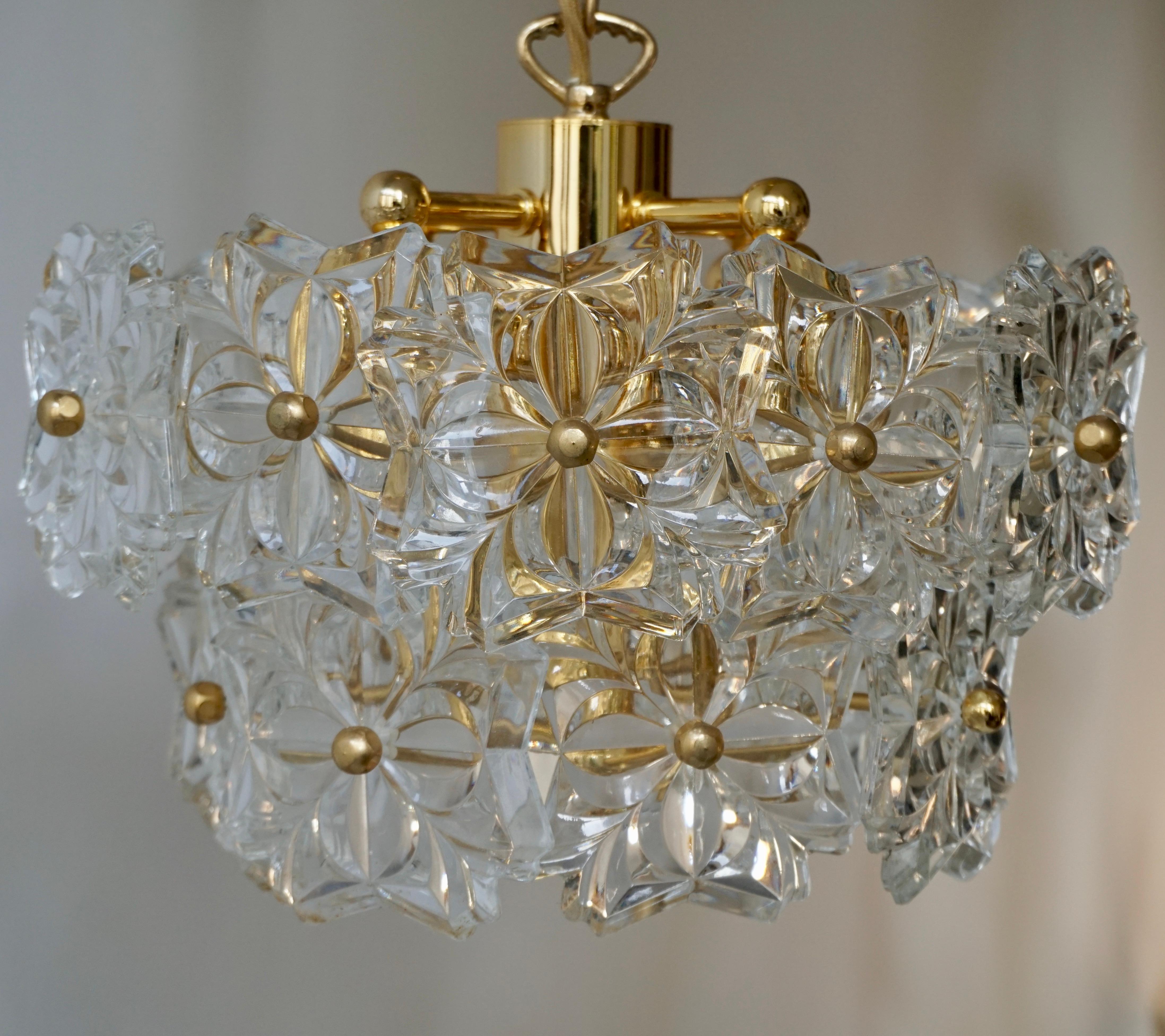 Murano Glass and Brass Chandelier For Sale 1