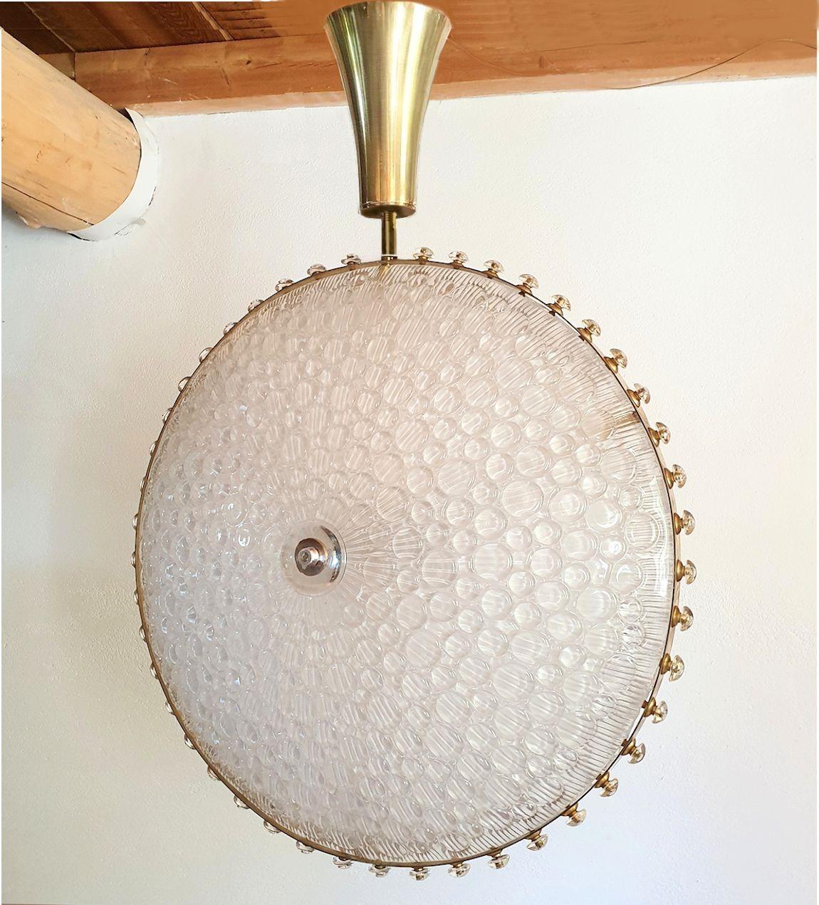 Mid-Century Modern Murano Glass and Brass Chandelier, Italy For Sale