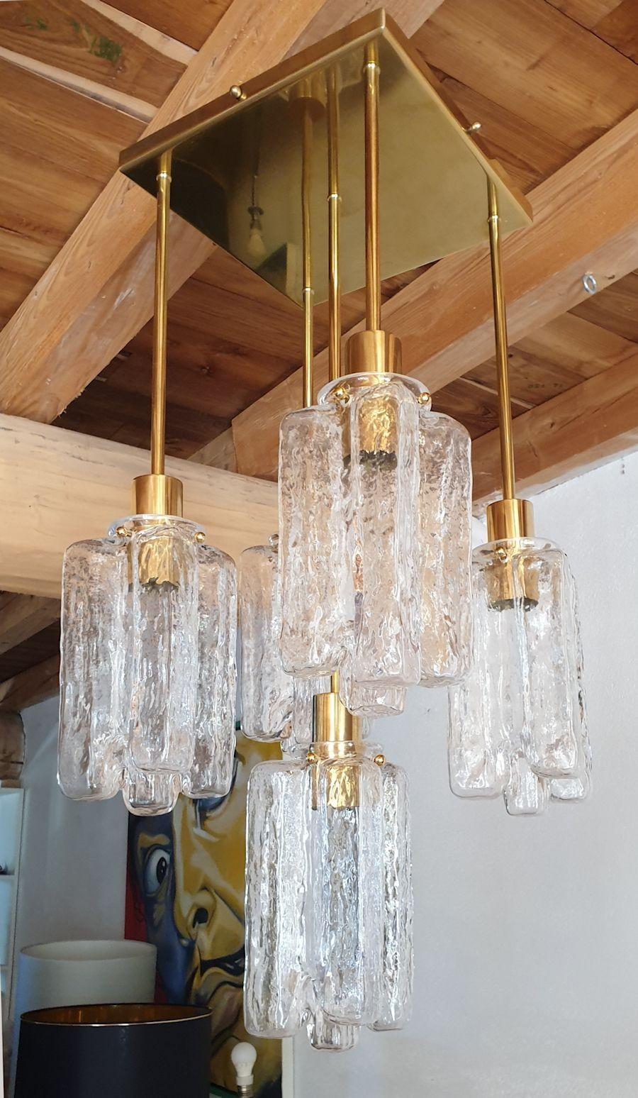 Lampadario in vetro di Murano e ottone, Kalmar In condizioni ottime in vendita a Dallas, TX