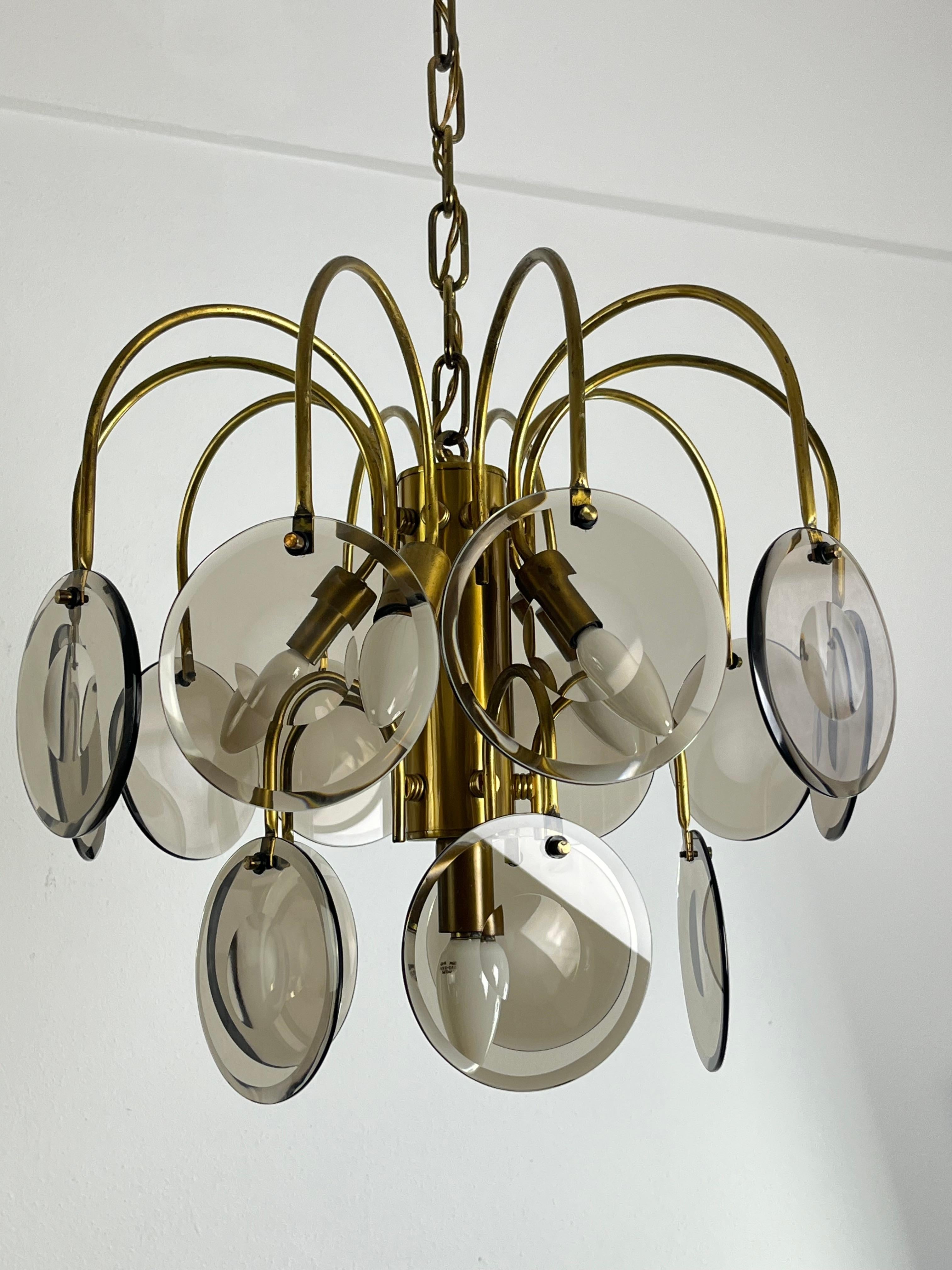Murano Glass And Brass Chandelier Vistosi design 6-lights 1970s For Sale 2