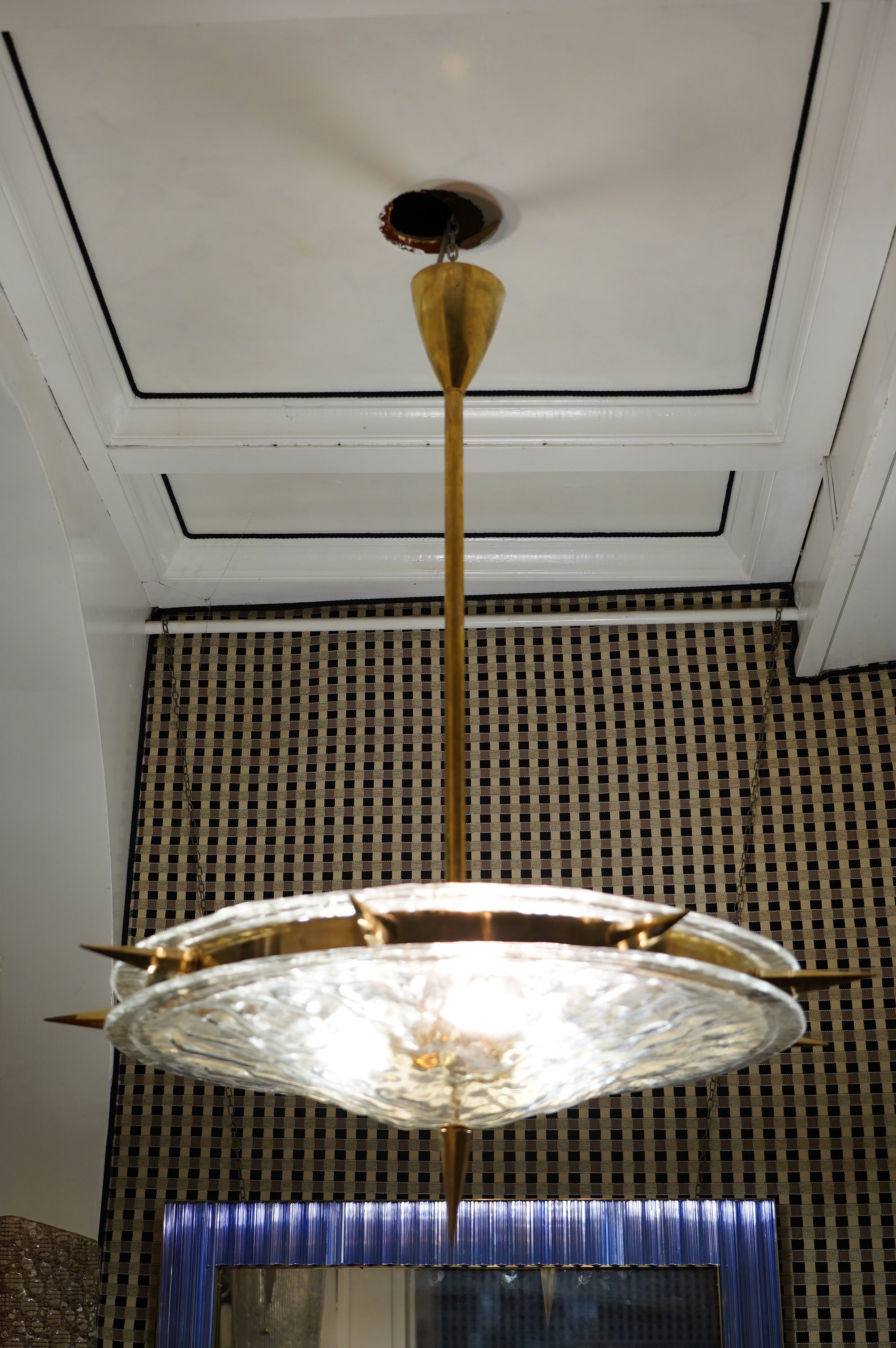 Italian Murano Glass and Brass Mid-Century Chandelier, 1990 For Sale