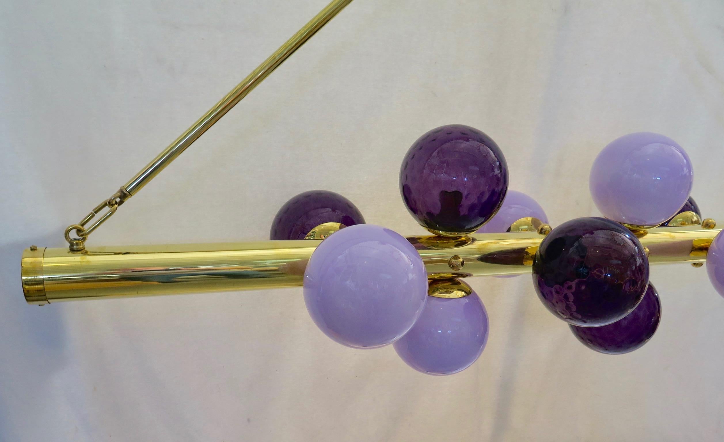 Murano Violet Glass and Brass Midcentury Italian Chandelier and Pendant, 2000 In Good Condition For Sale In Rome, IT