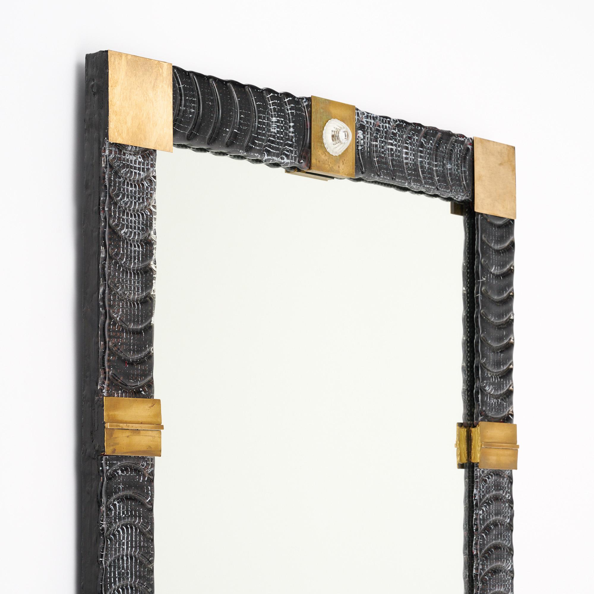 Moderne Miroir en verre de Murano et laiton en vente