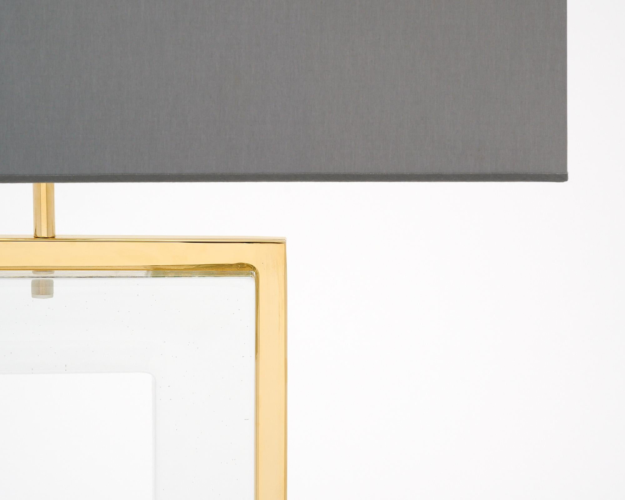 Italiano Lampade moderniste in vetro e ottone di Murano in vendita