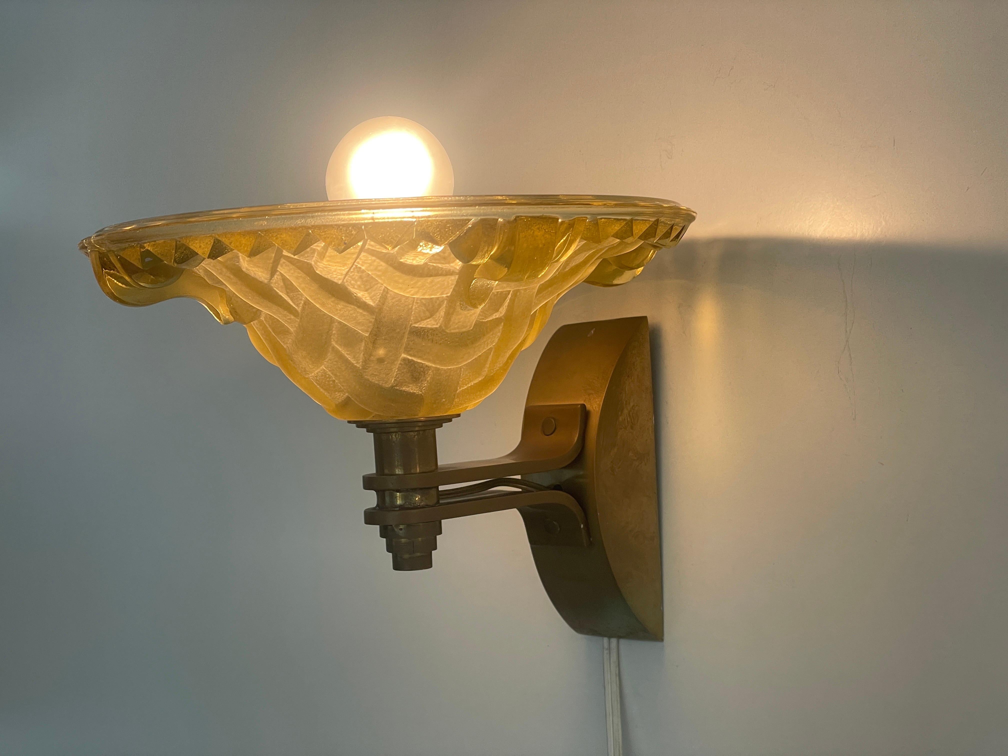 Pareja de candelabros de cristal de Murano y latón, años 50, Italia en venta 8