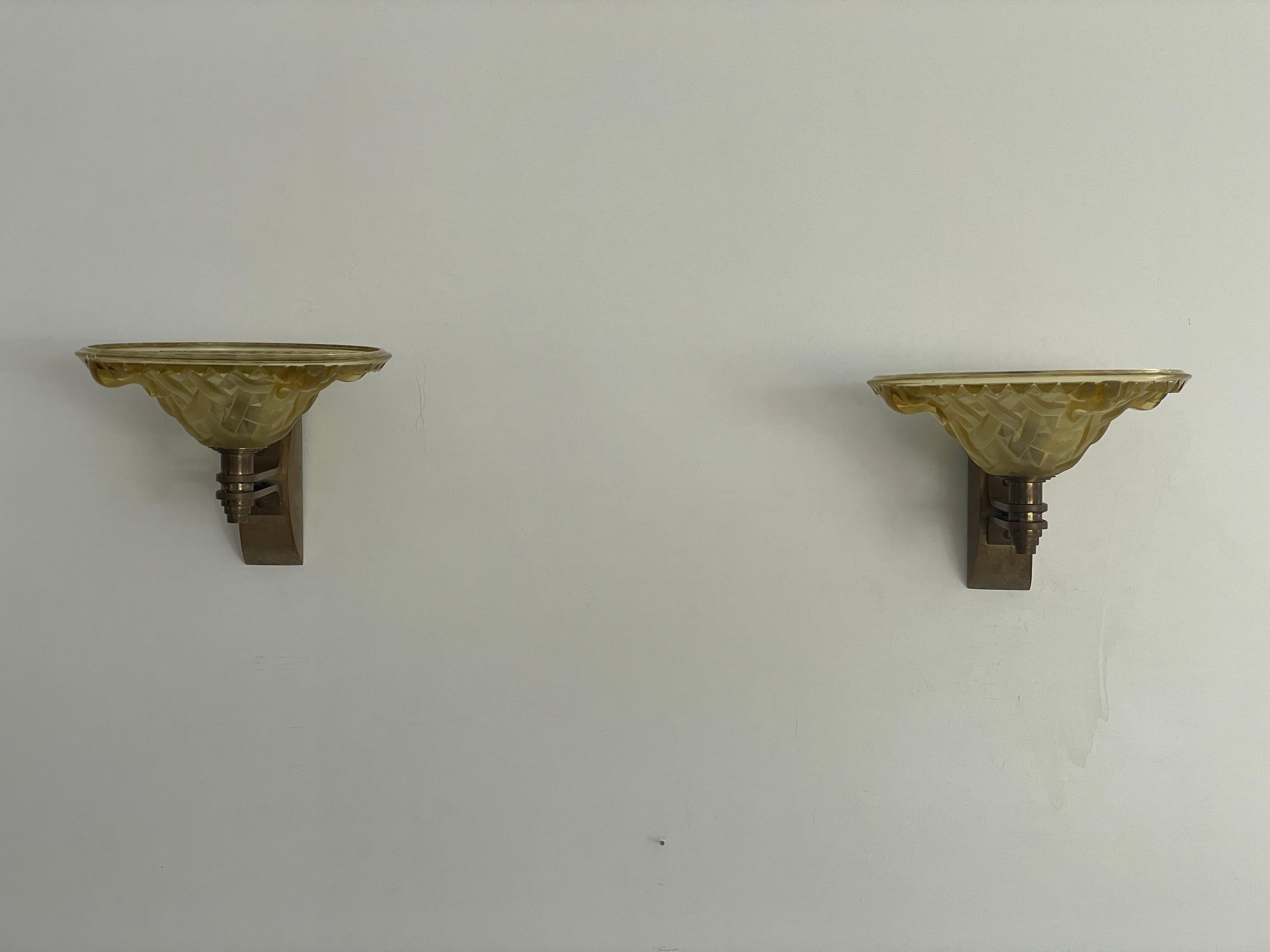 Pareja de candelabros de cristal de Murano y latón, años 50, Italia Moderno de mediados de siglo en venta
