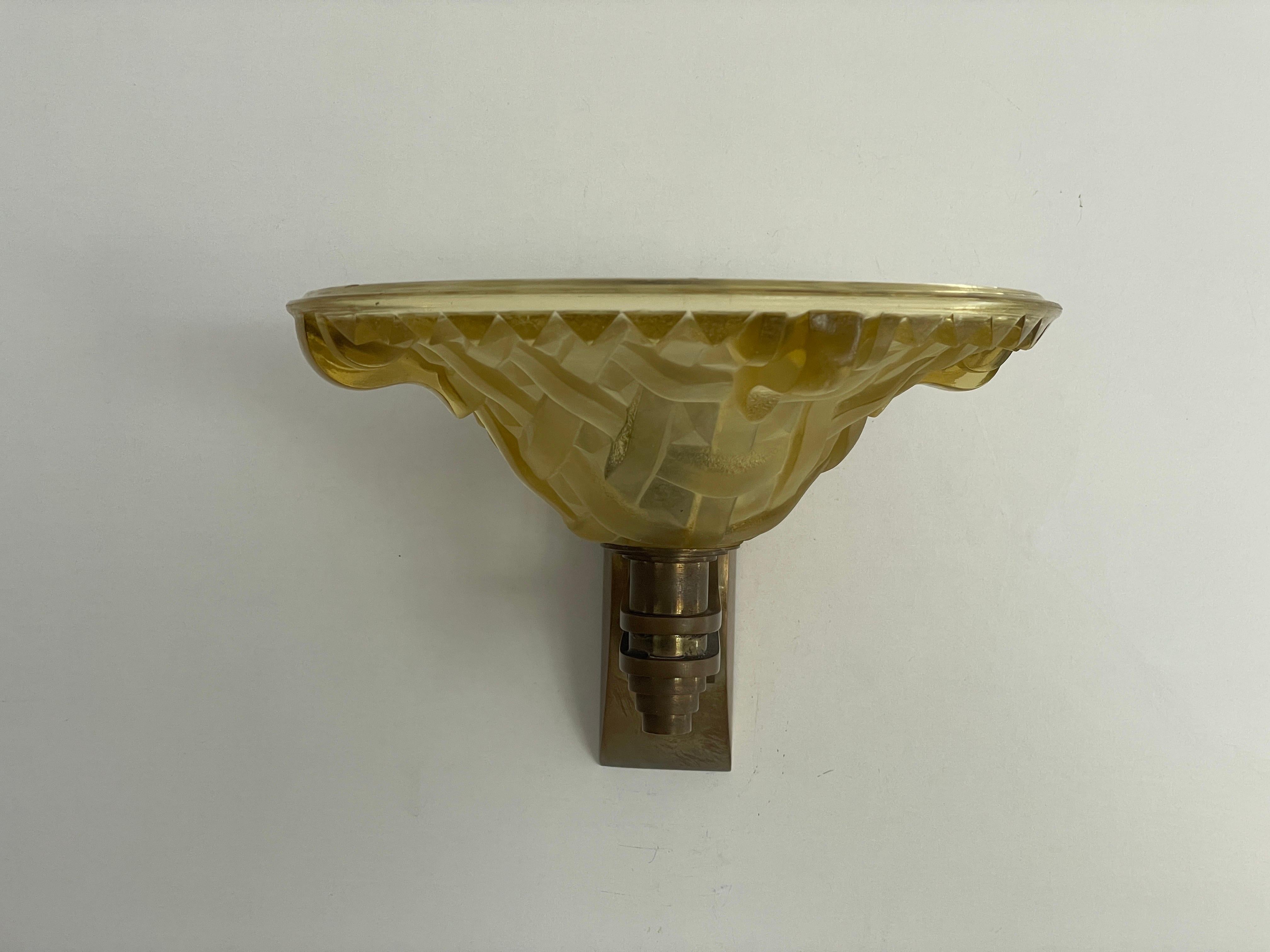 Pareja de candelabros de cristal de Murano y latón, años 50, Italia Italiano en venta