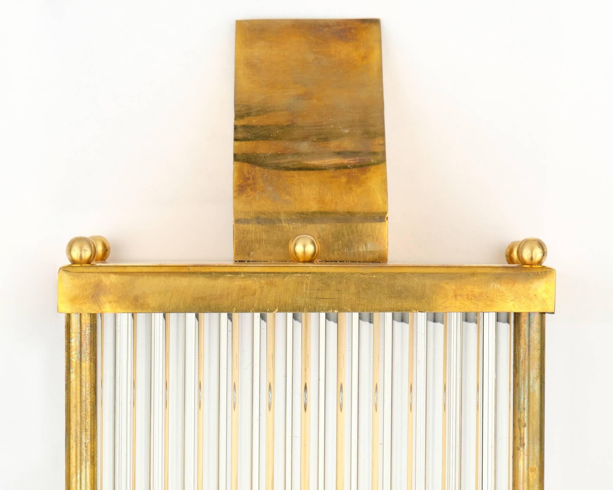 Pareja de apliques de cristal de Murano y latón Italiano en venta