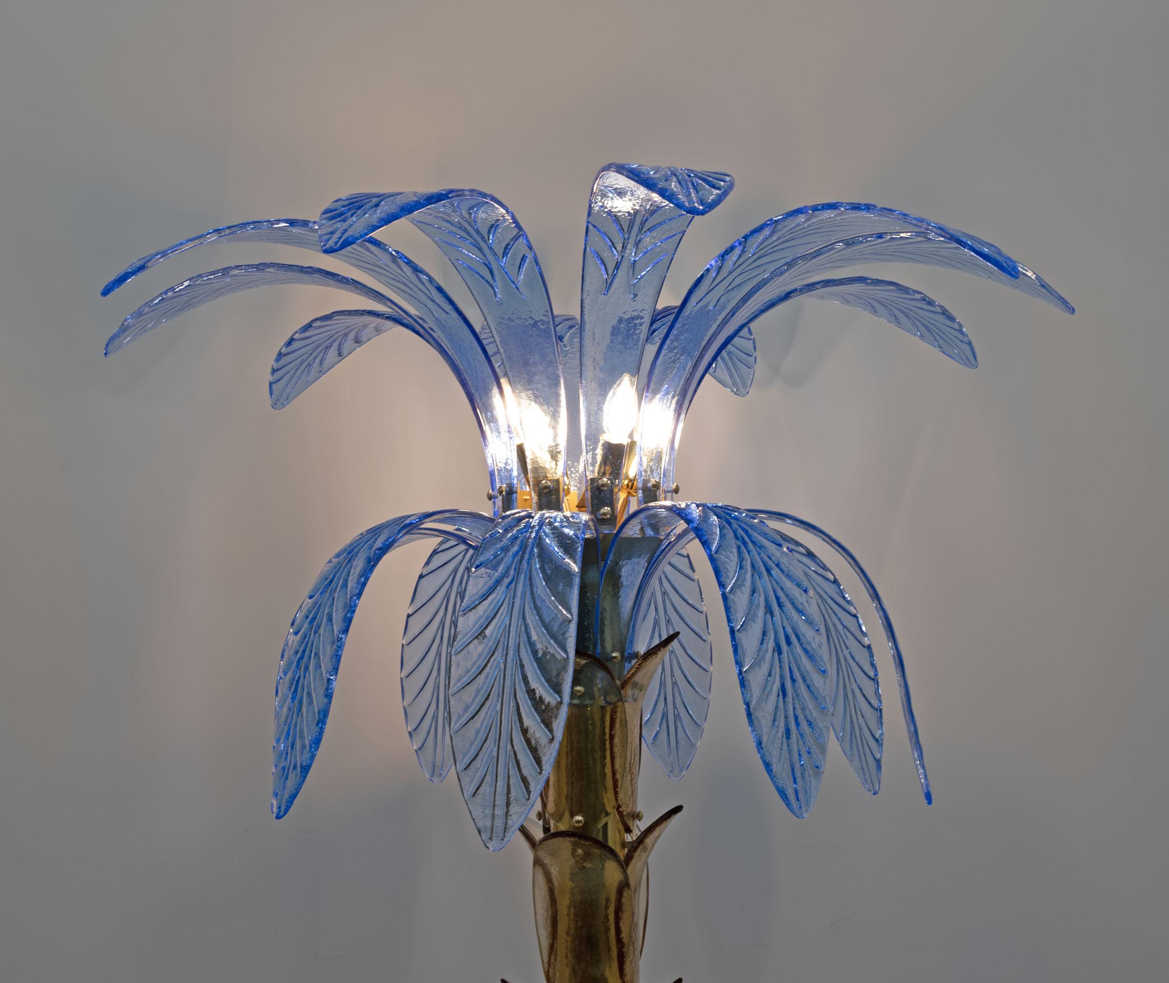 Mid-Century Modern Lampadaire à palmier en verre de Murano et laiton, années 1970 en vente